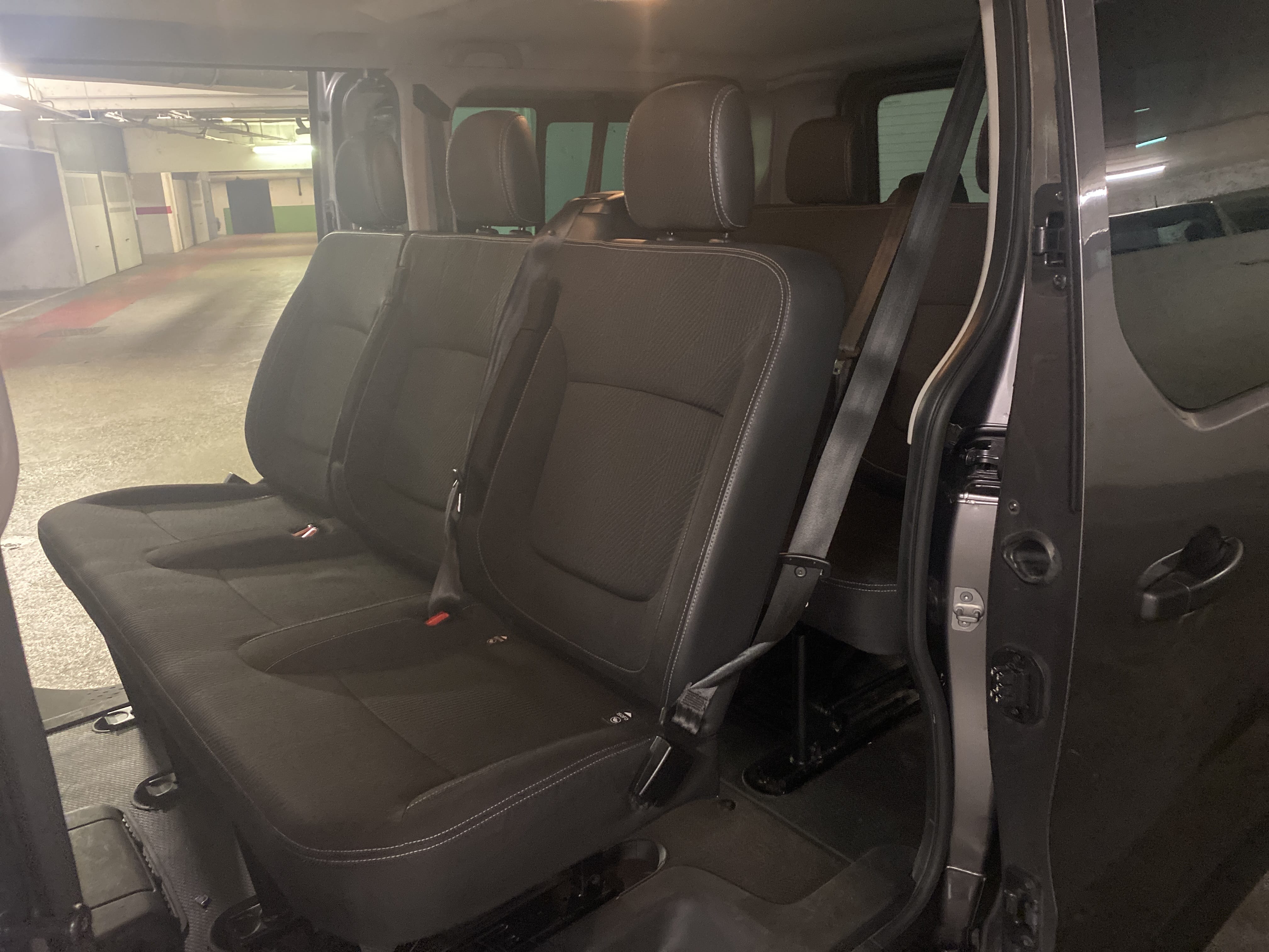 Renault Trafic avec Attelage