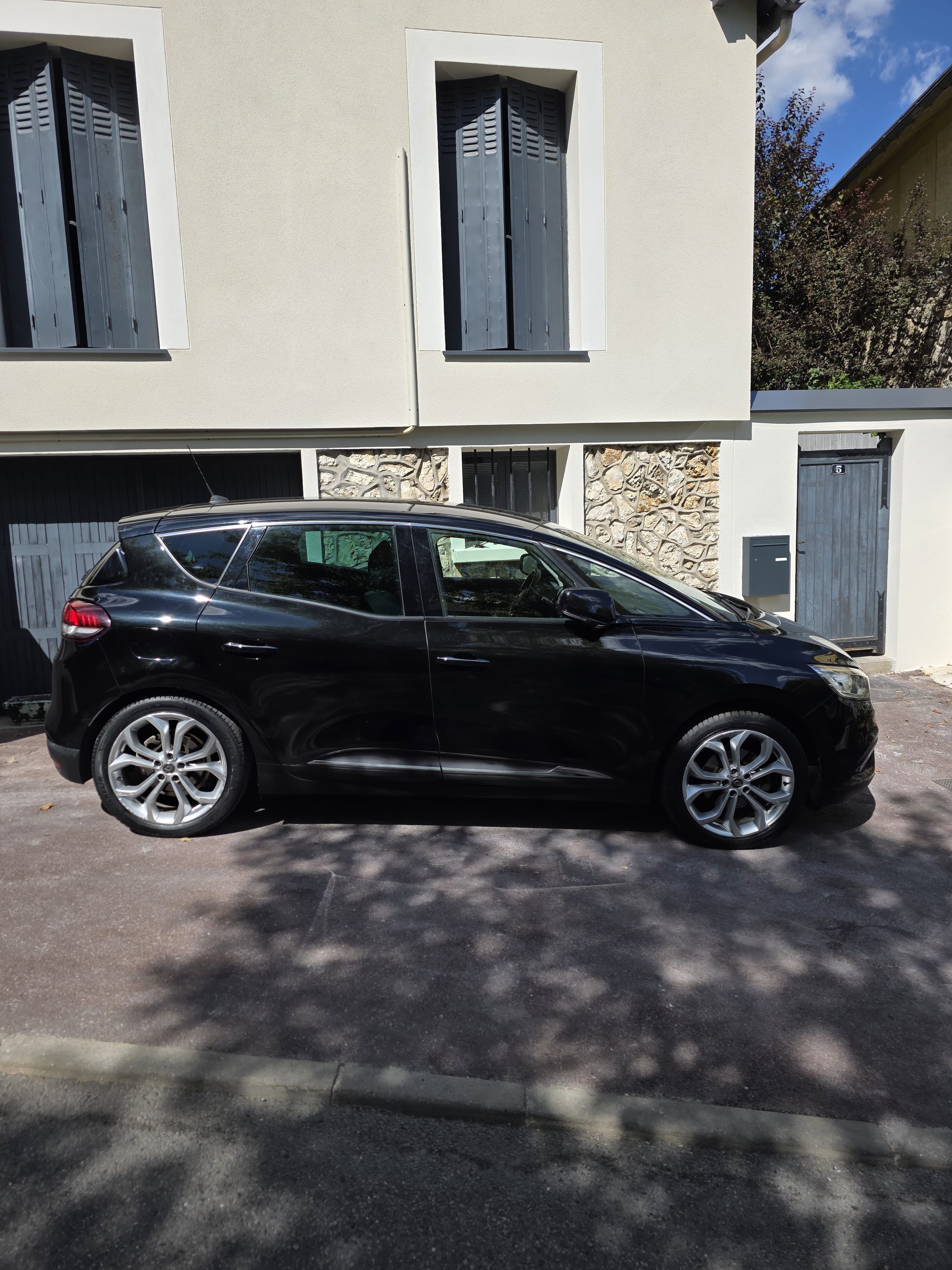 Renault Grand Scenic avec Climatisation