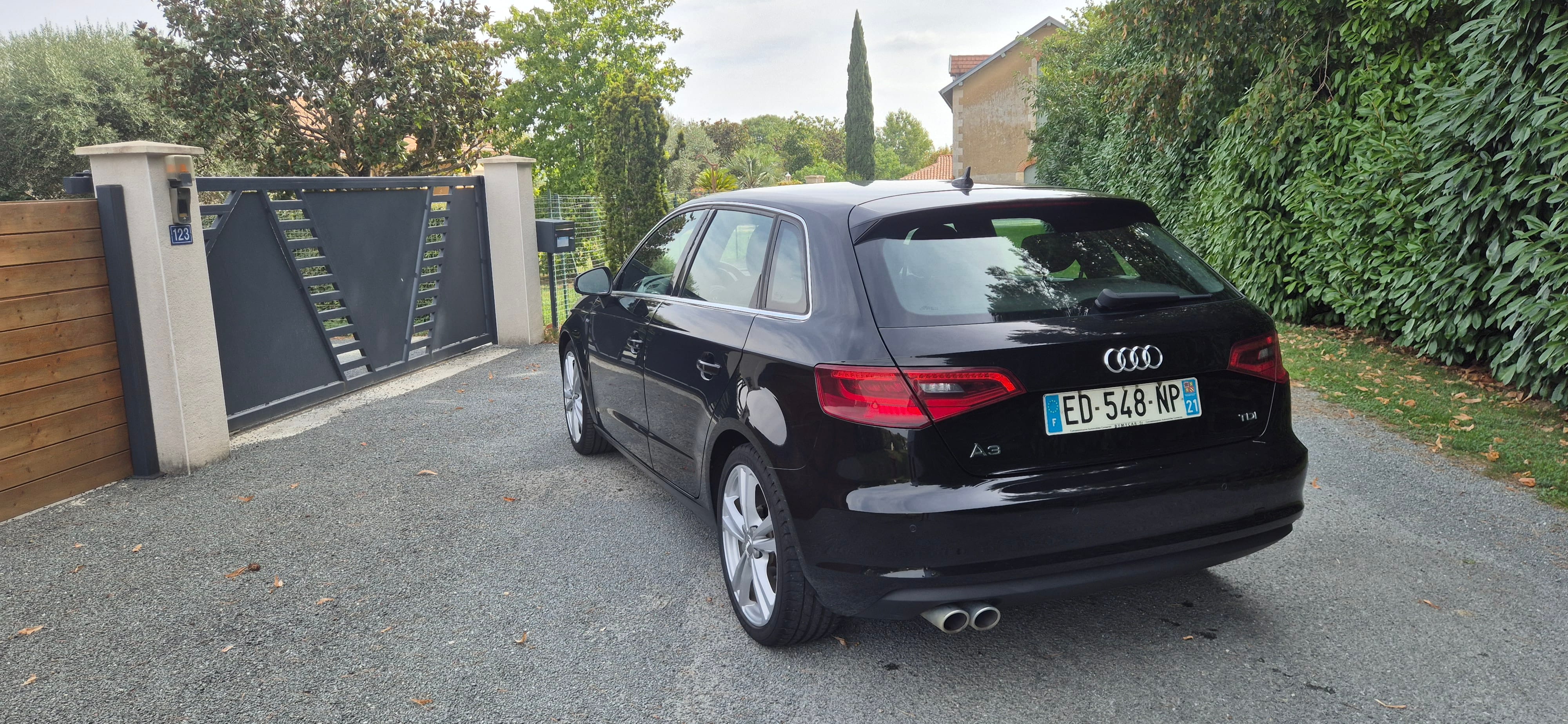 Audi A3 2.0T Premium avec GPS