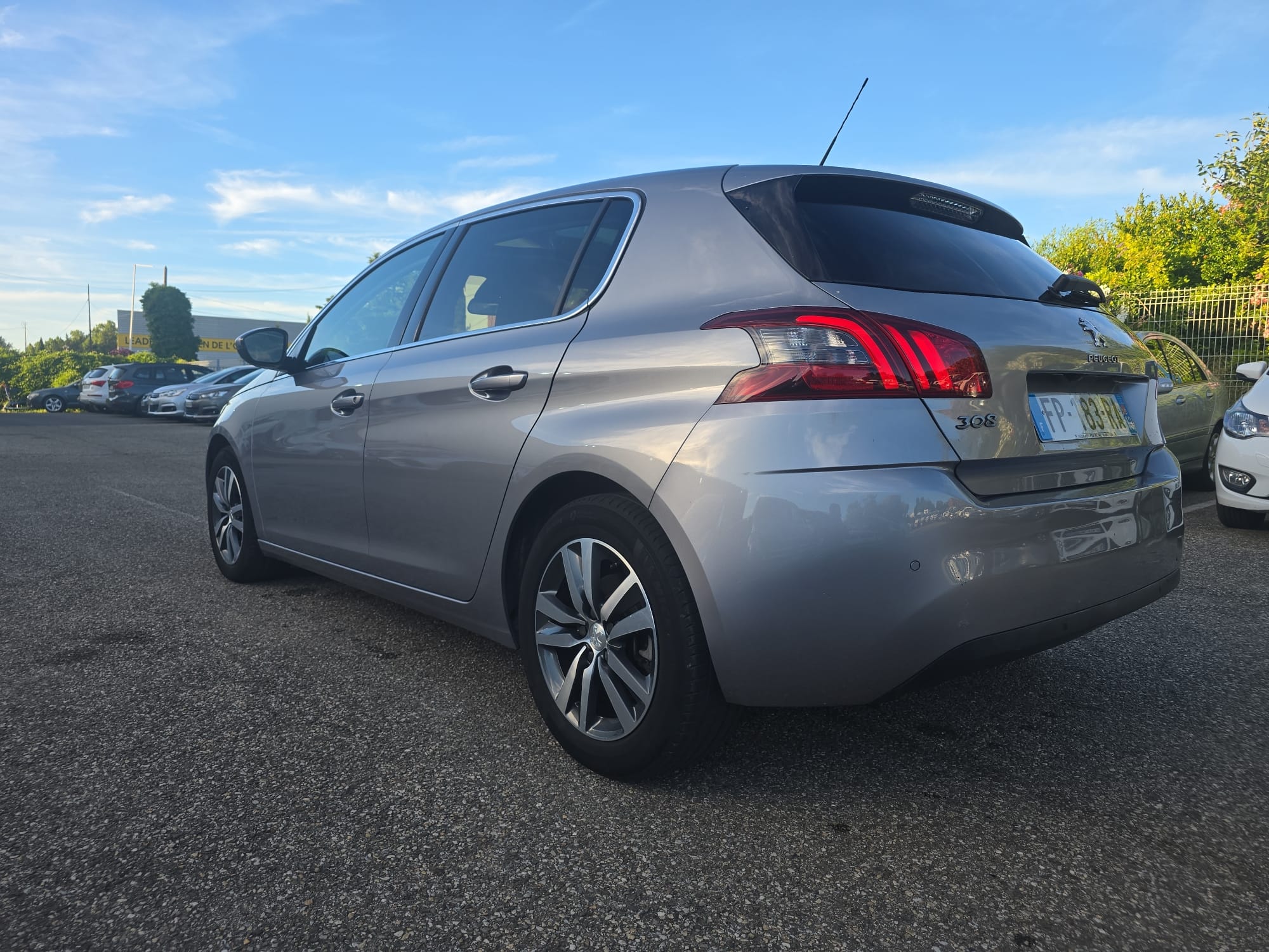 Peugeot 308 avec Caméra de recul