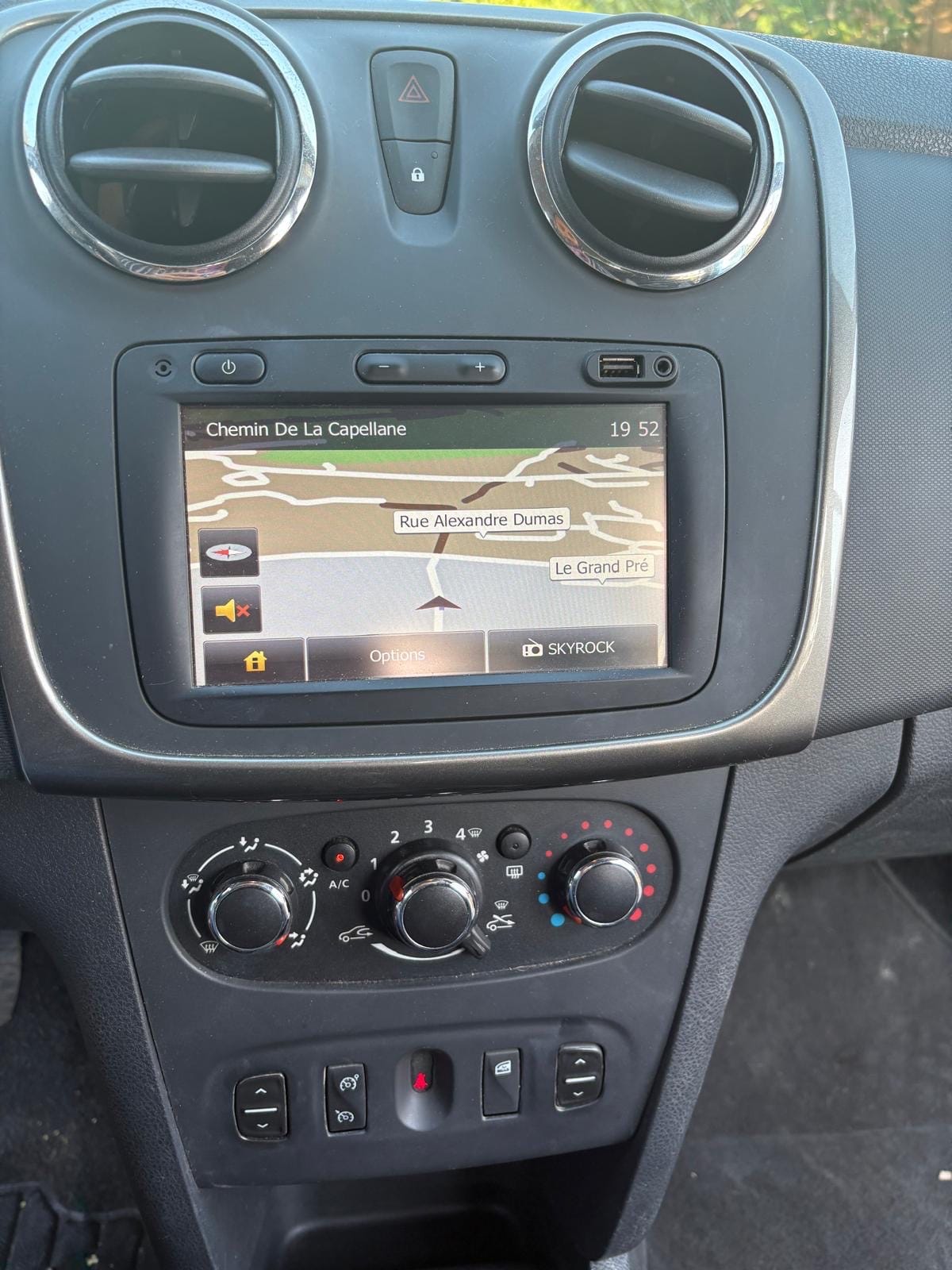Dacia Sandero Stepway avec Audio Bluetooth