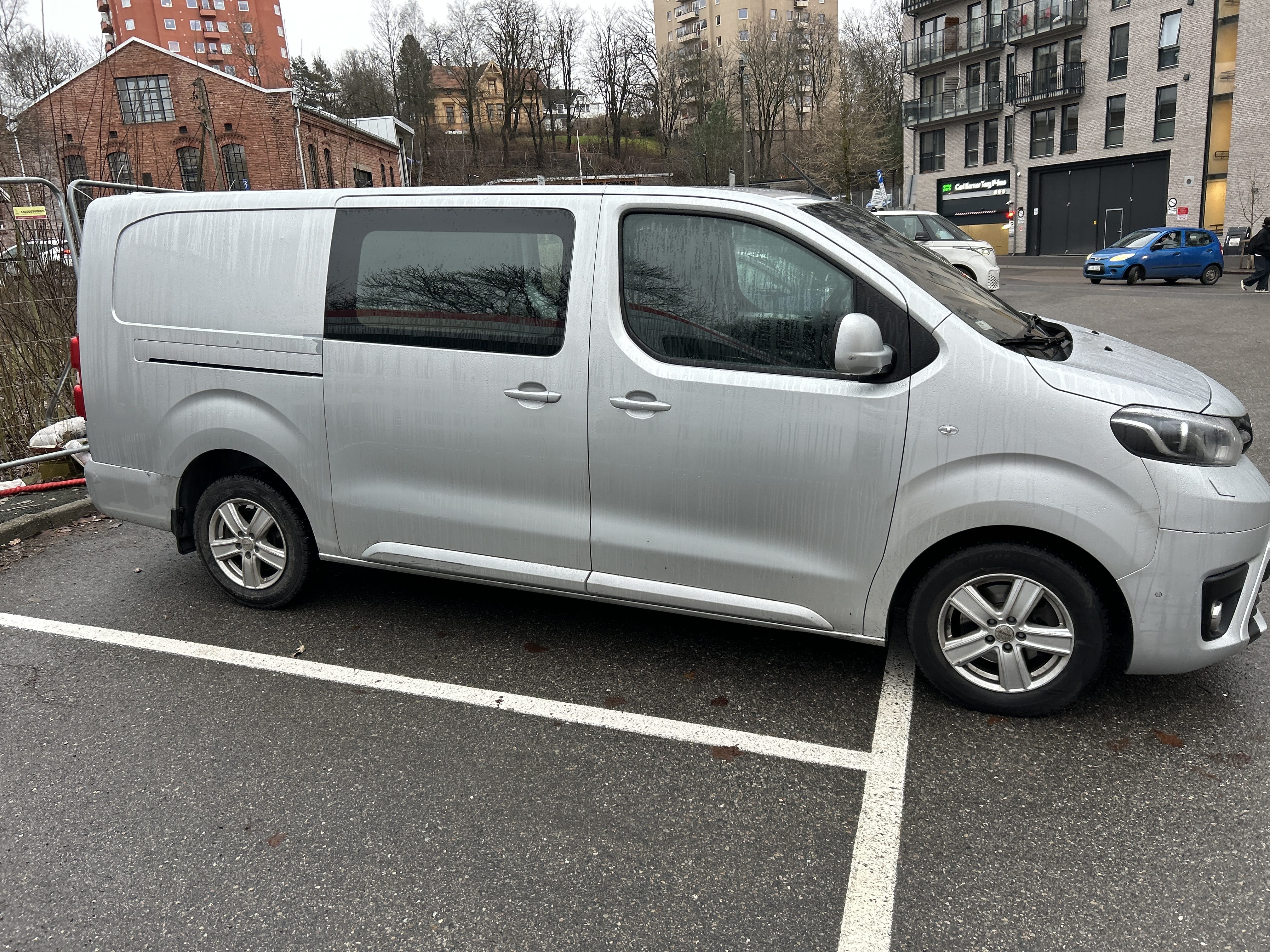 Toyota Proace Varebil with Air conditioning