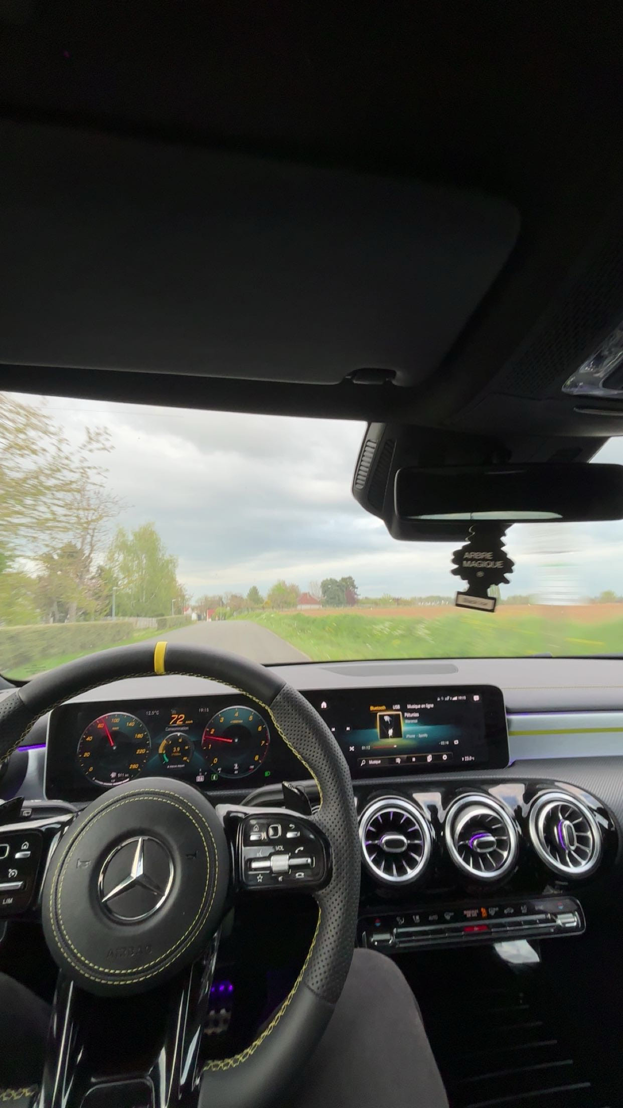 Mercedes-Benz Classe A 220 avec GPS