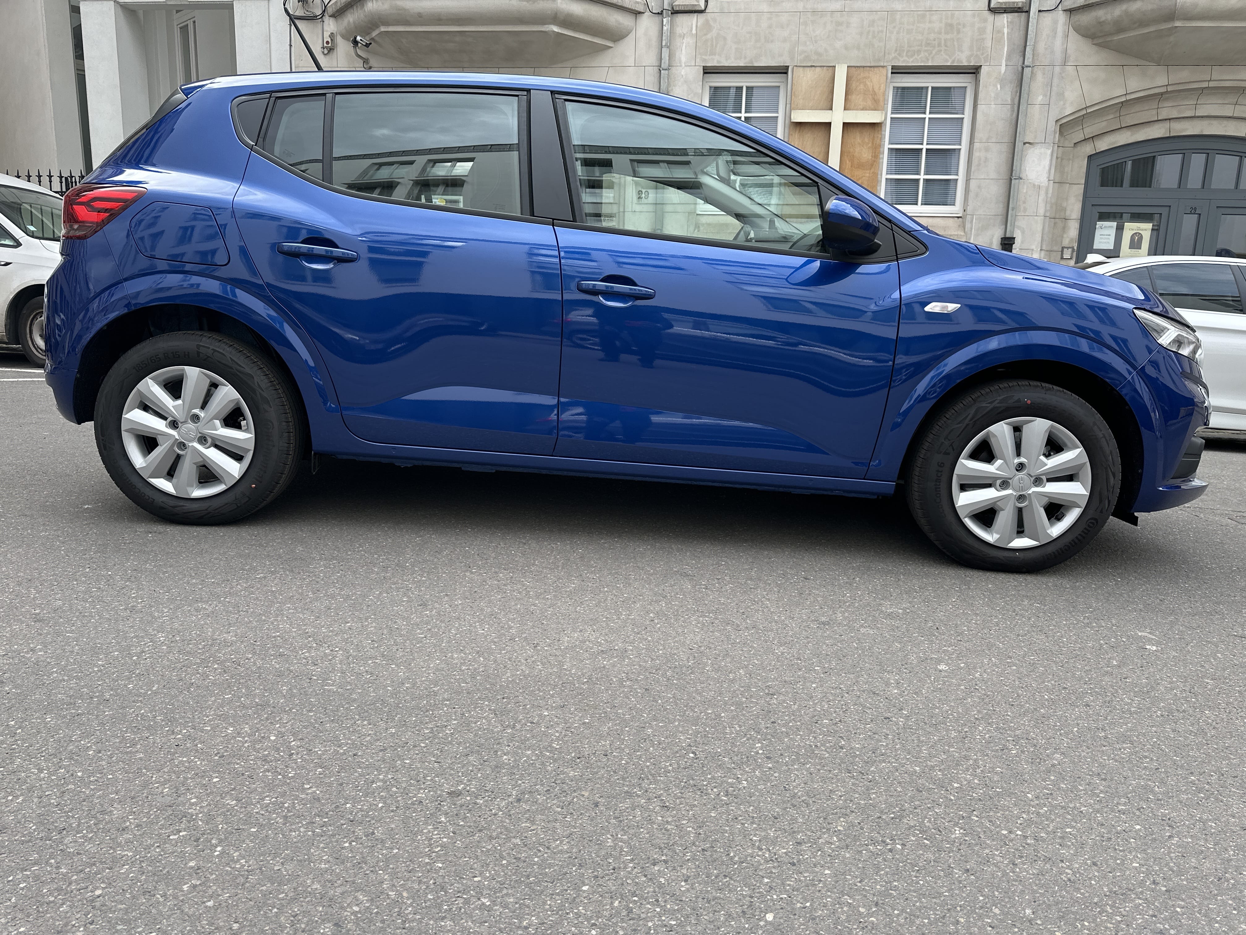 Dacia Sandero with Air conditioning