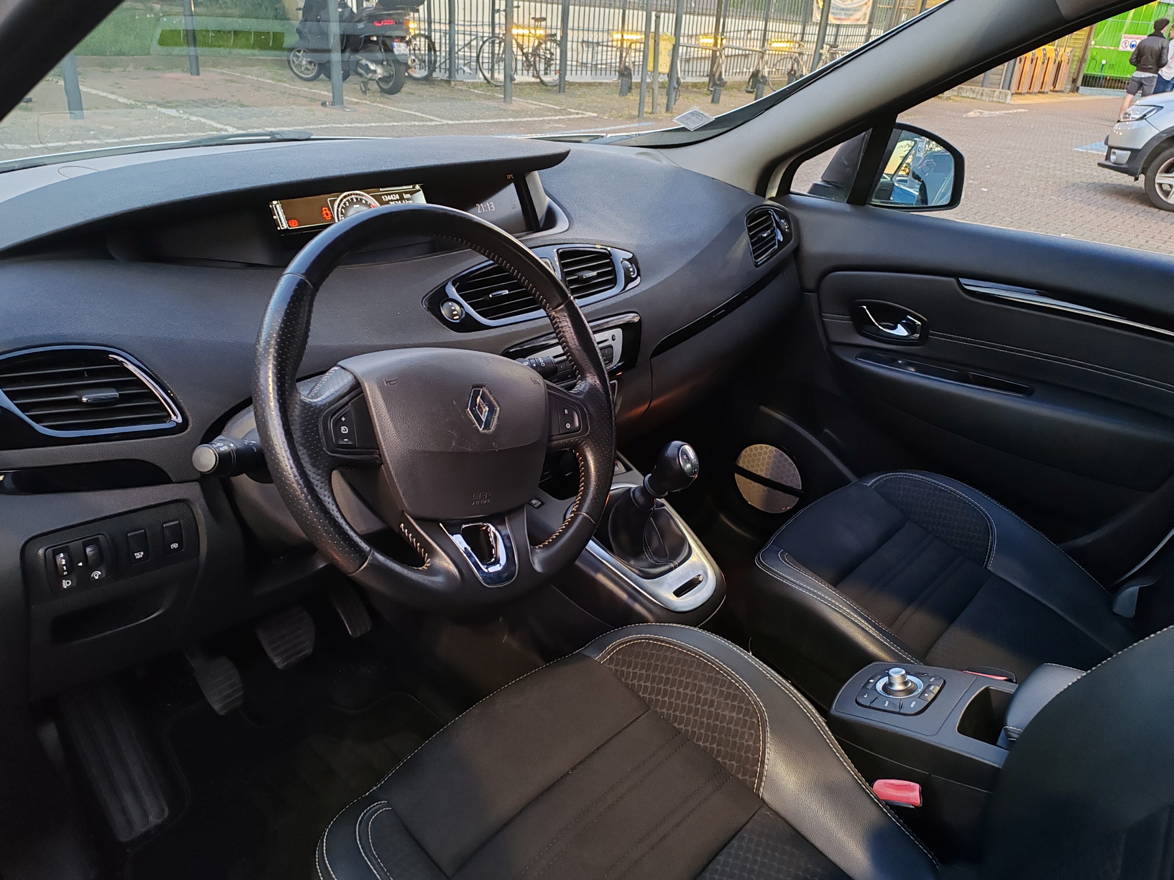 Renault Scenic 1.5 DCI avec Régulateur de vitesse