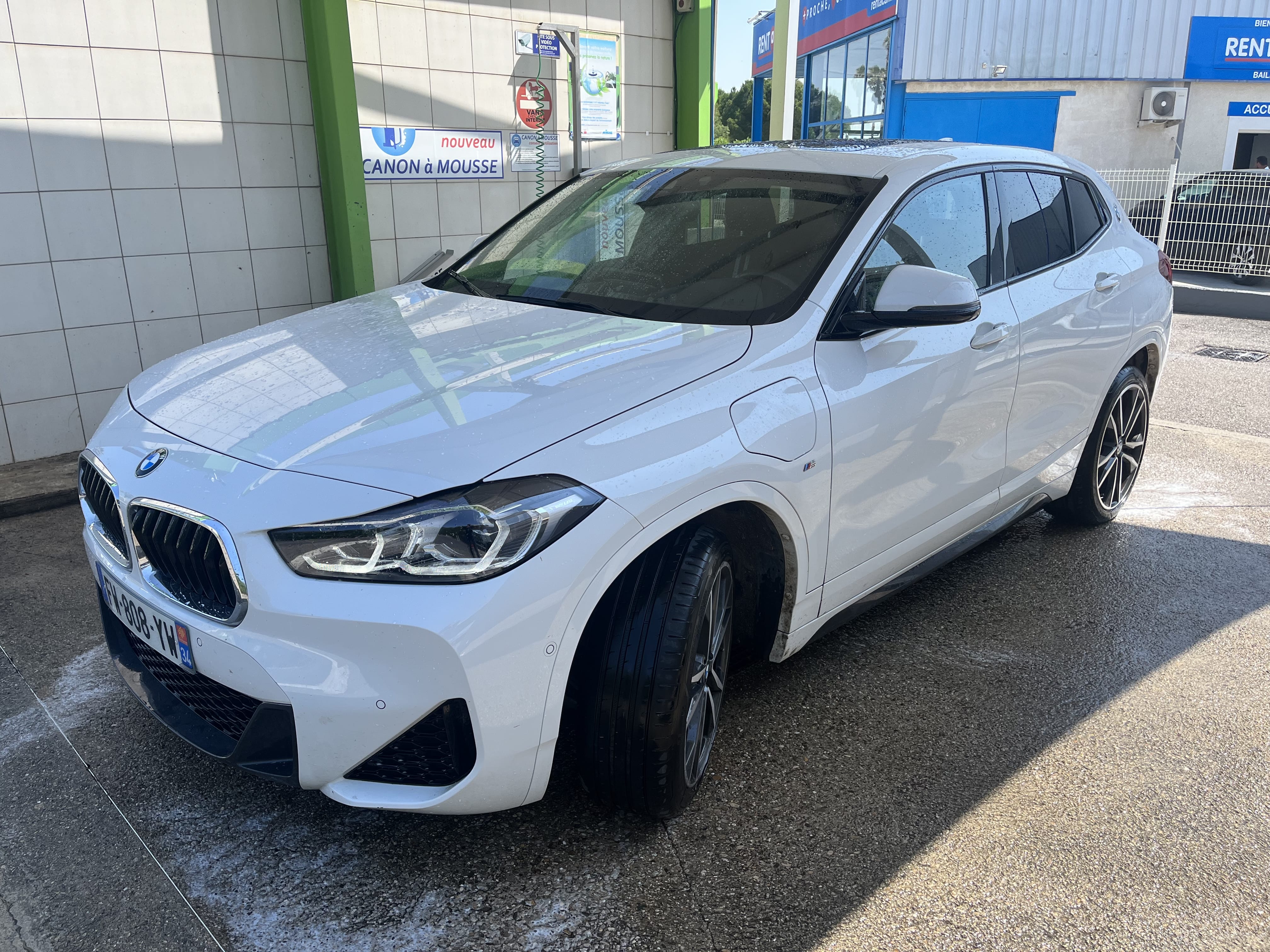 BMW X2 220 Pack M hybride avec Climatisation