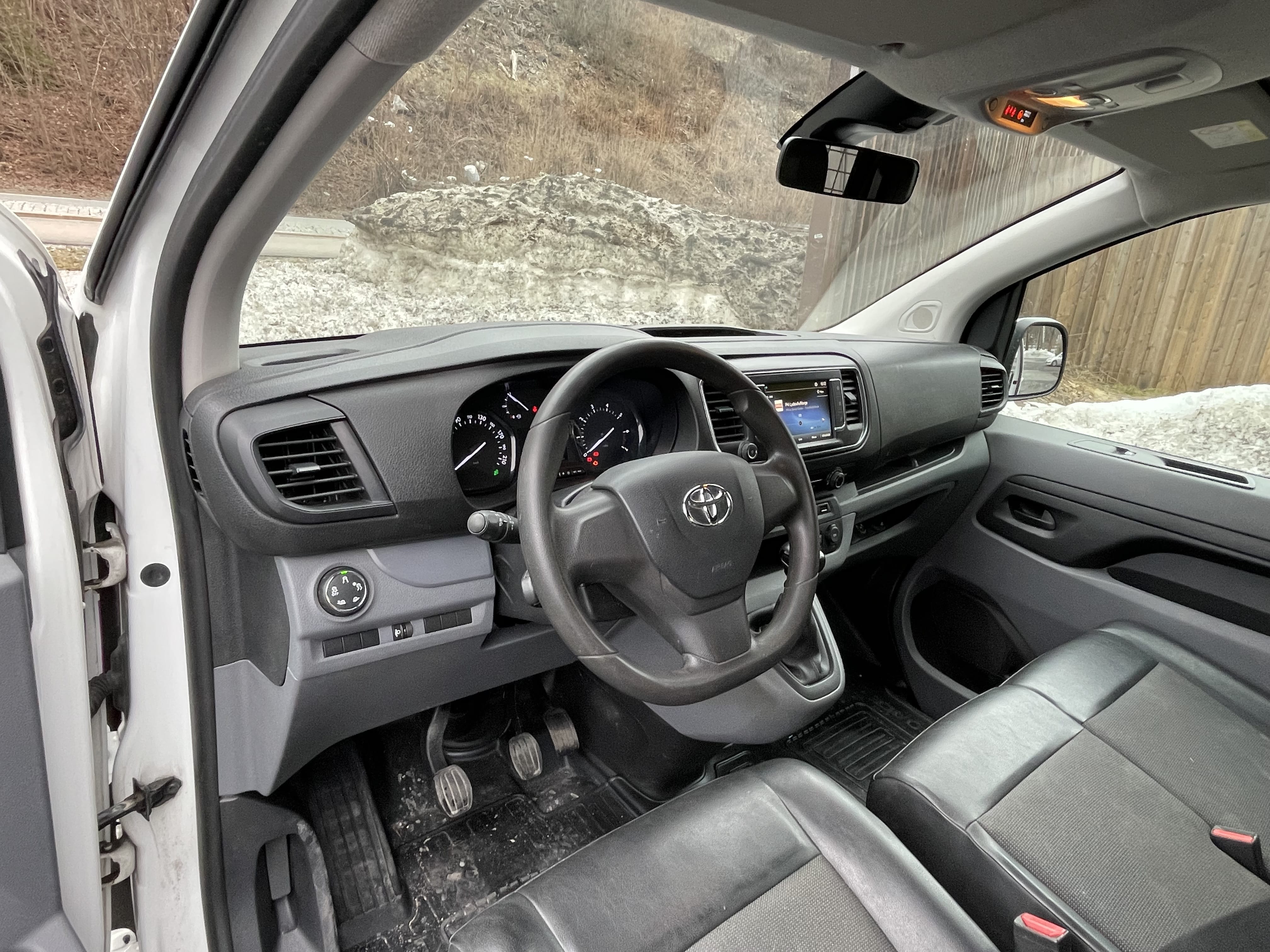 Toyota Proace Varebil 2.0 HDI (122 hp) med Cruisekontroll