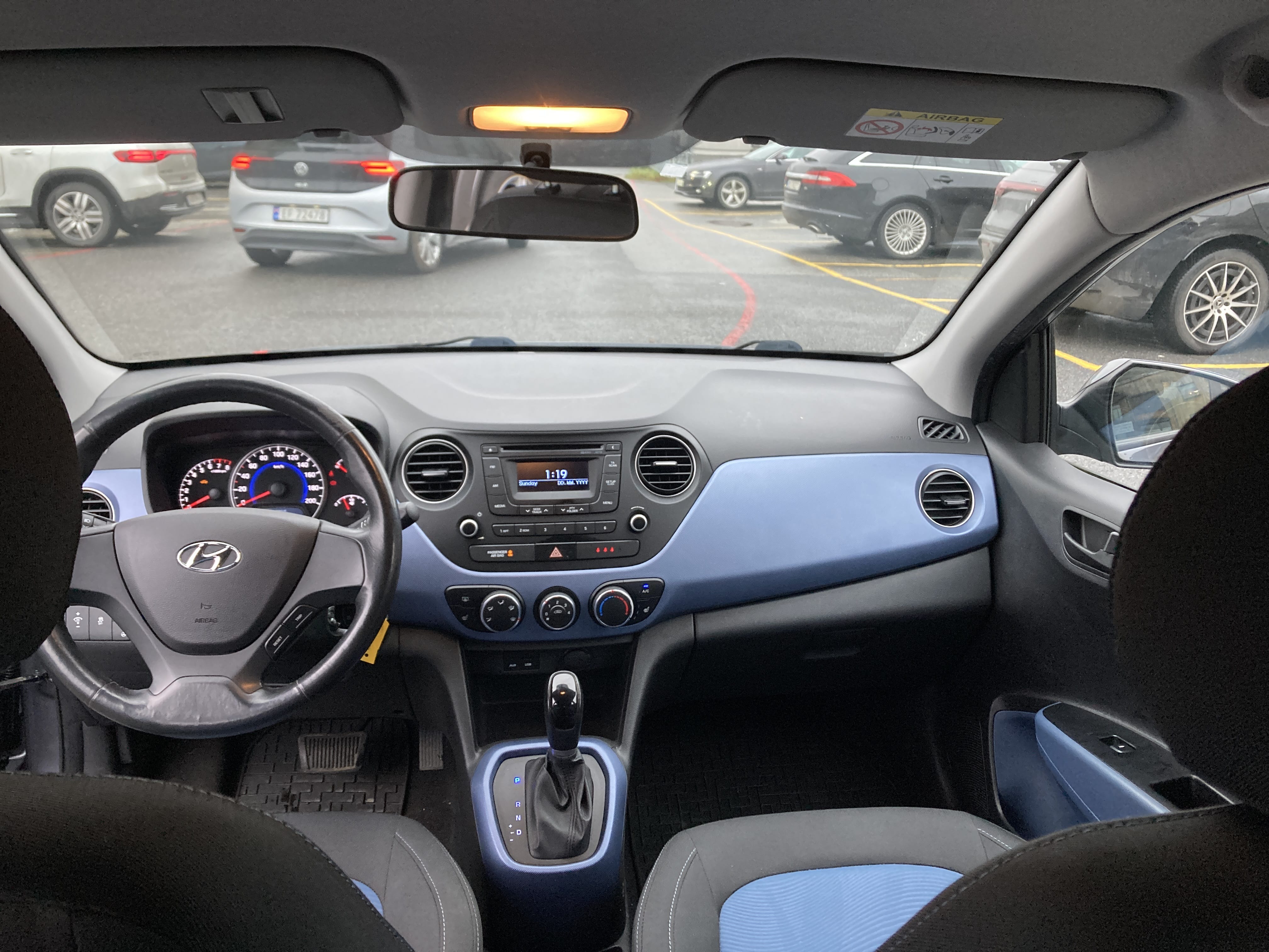 Hyundai i10 med Lydinngang