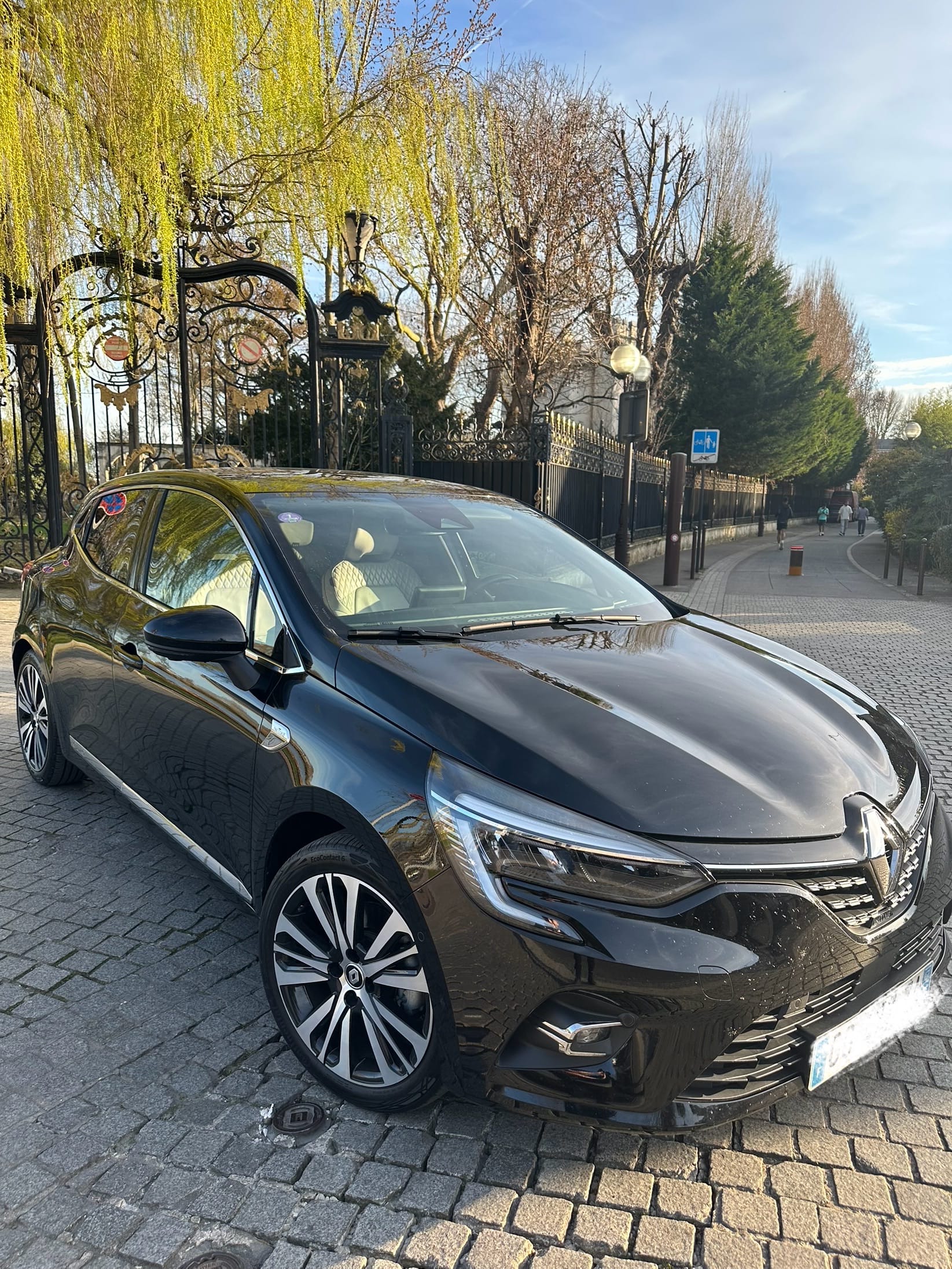 Renault Clio E-tech avec Climatisation