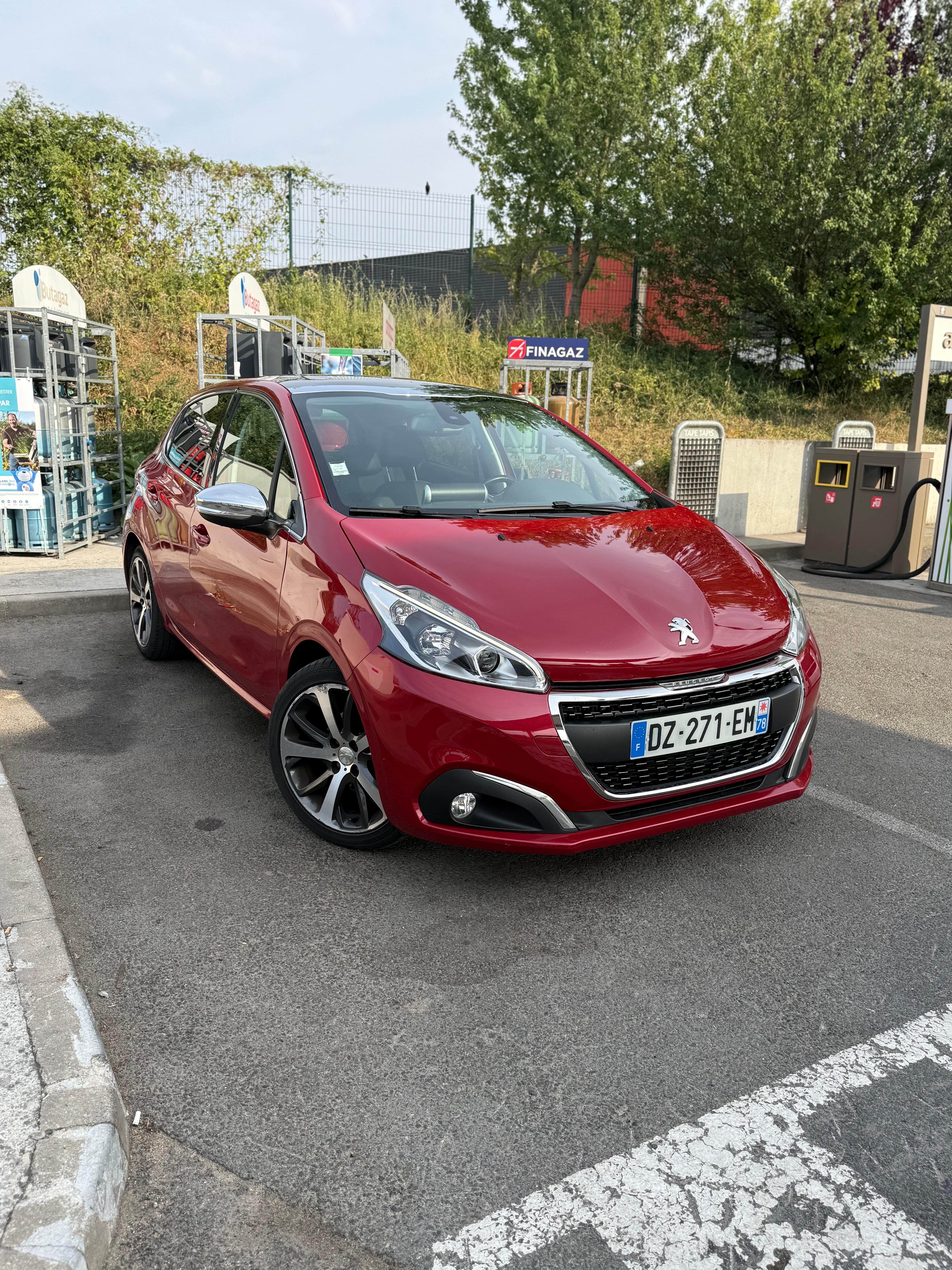 Peugeot 208, 2016, Diesel