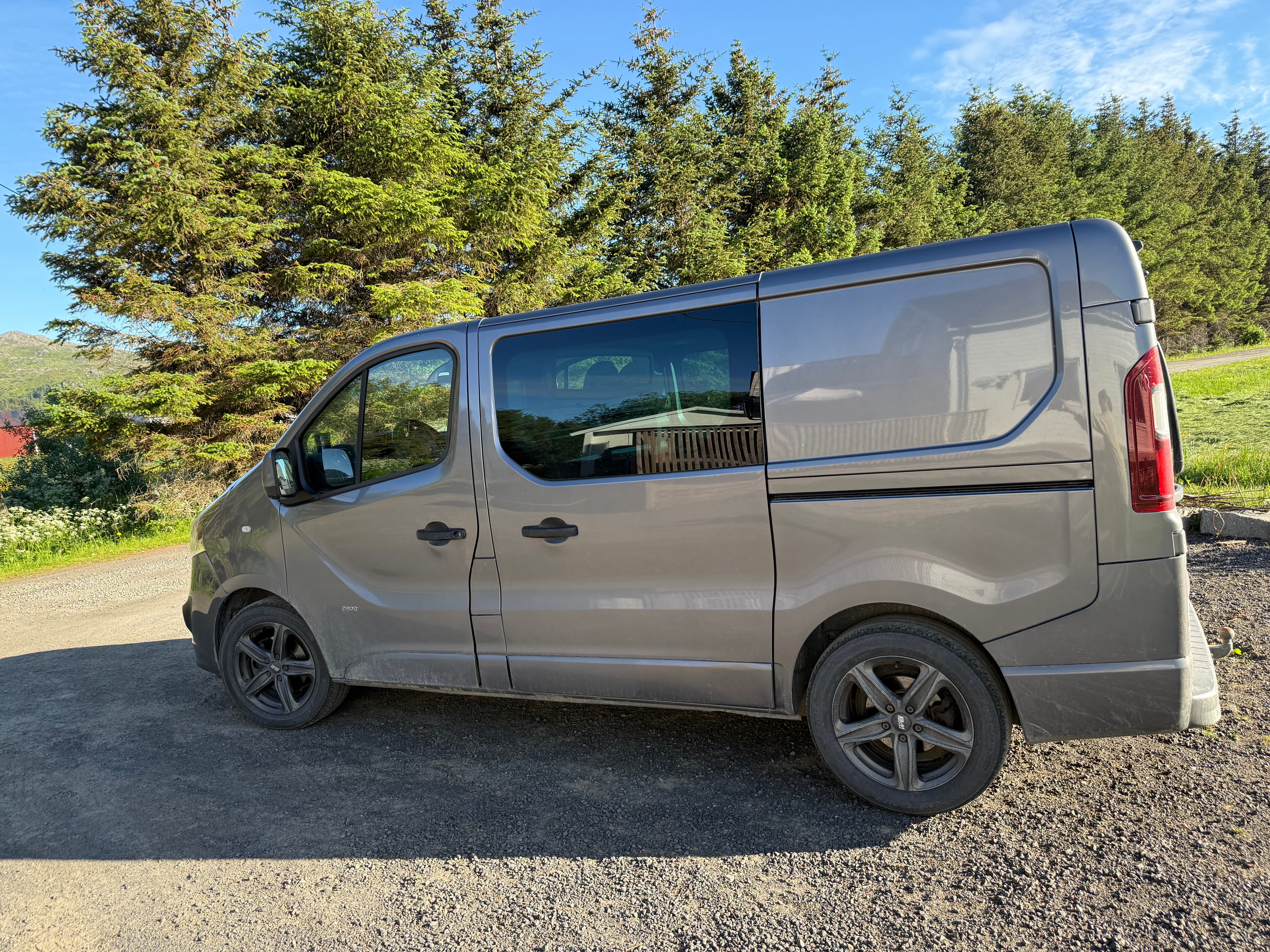 Opel Vivaro with Air conditioning