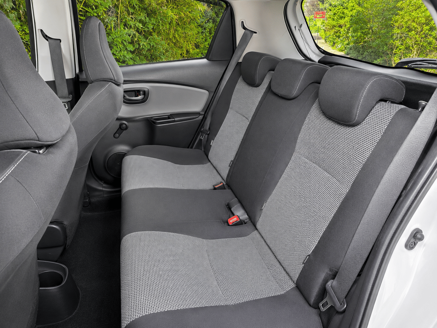 Toyota Yaris Hybride 100h avec Audio Bluetooth
