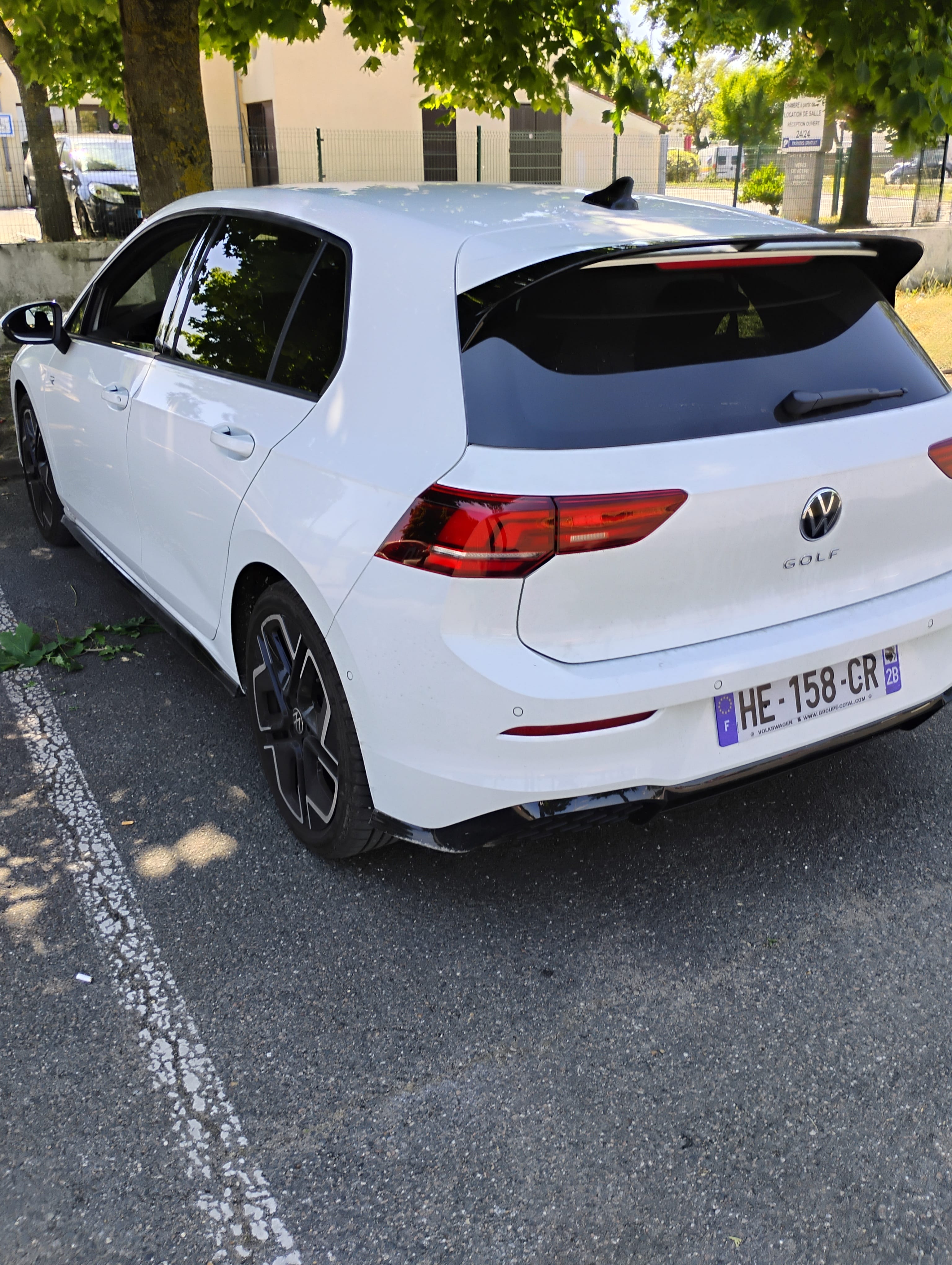 Volkswagen Golf R-Line avec Audio Bluetooth