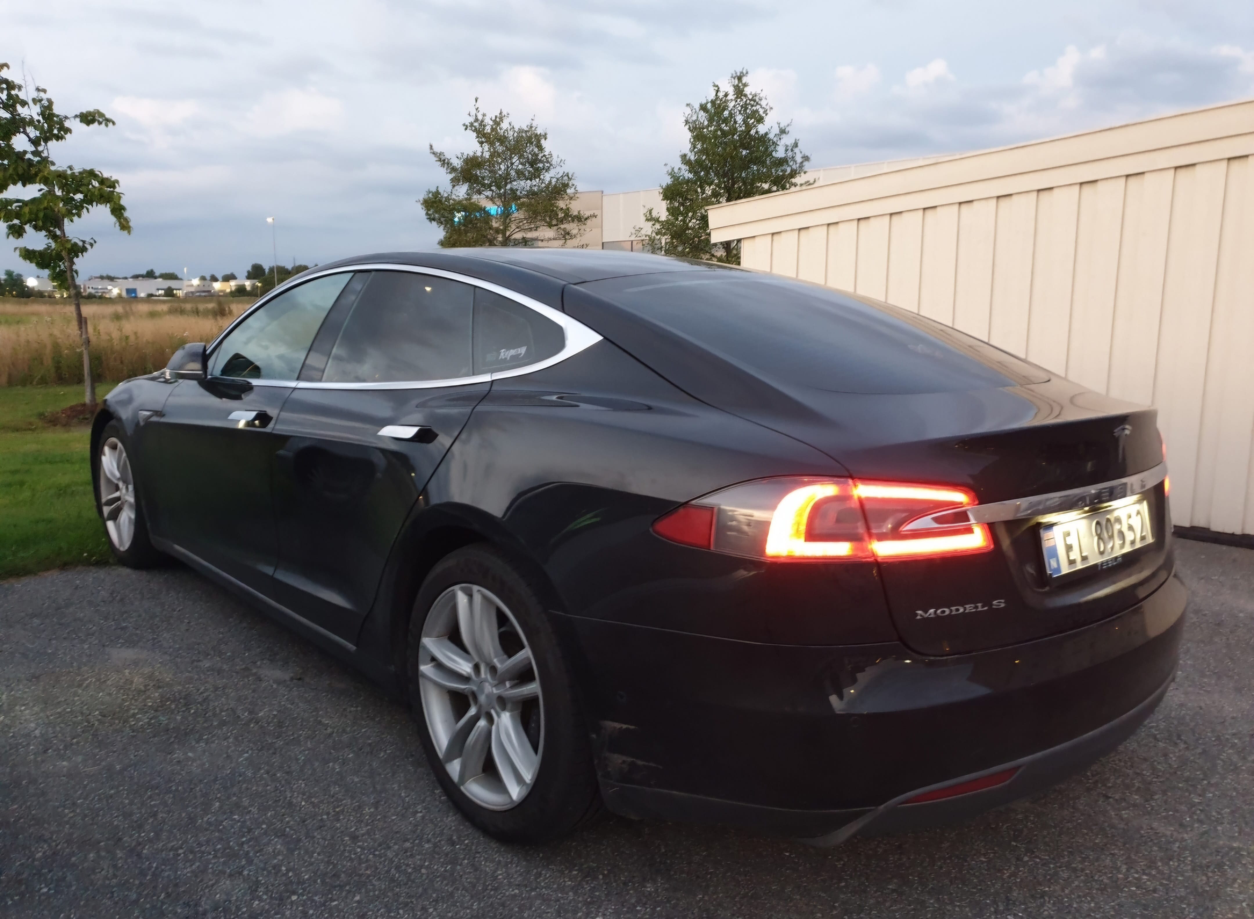 Tesla Model S