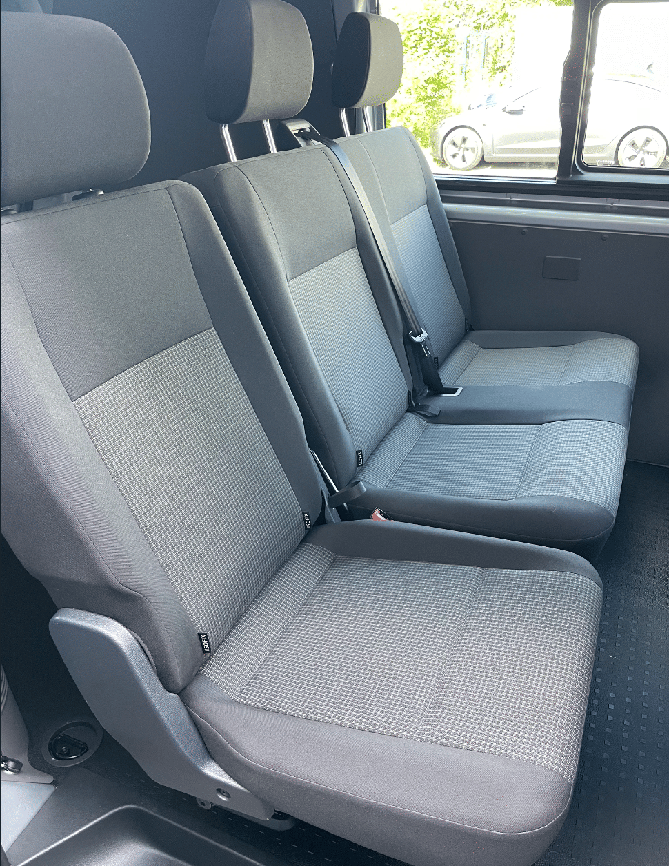 Volkswagen Transporter 6.1 Business Line Minibus avec GPS