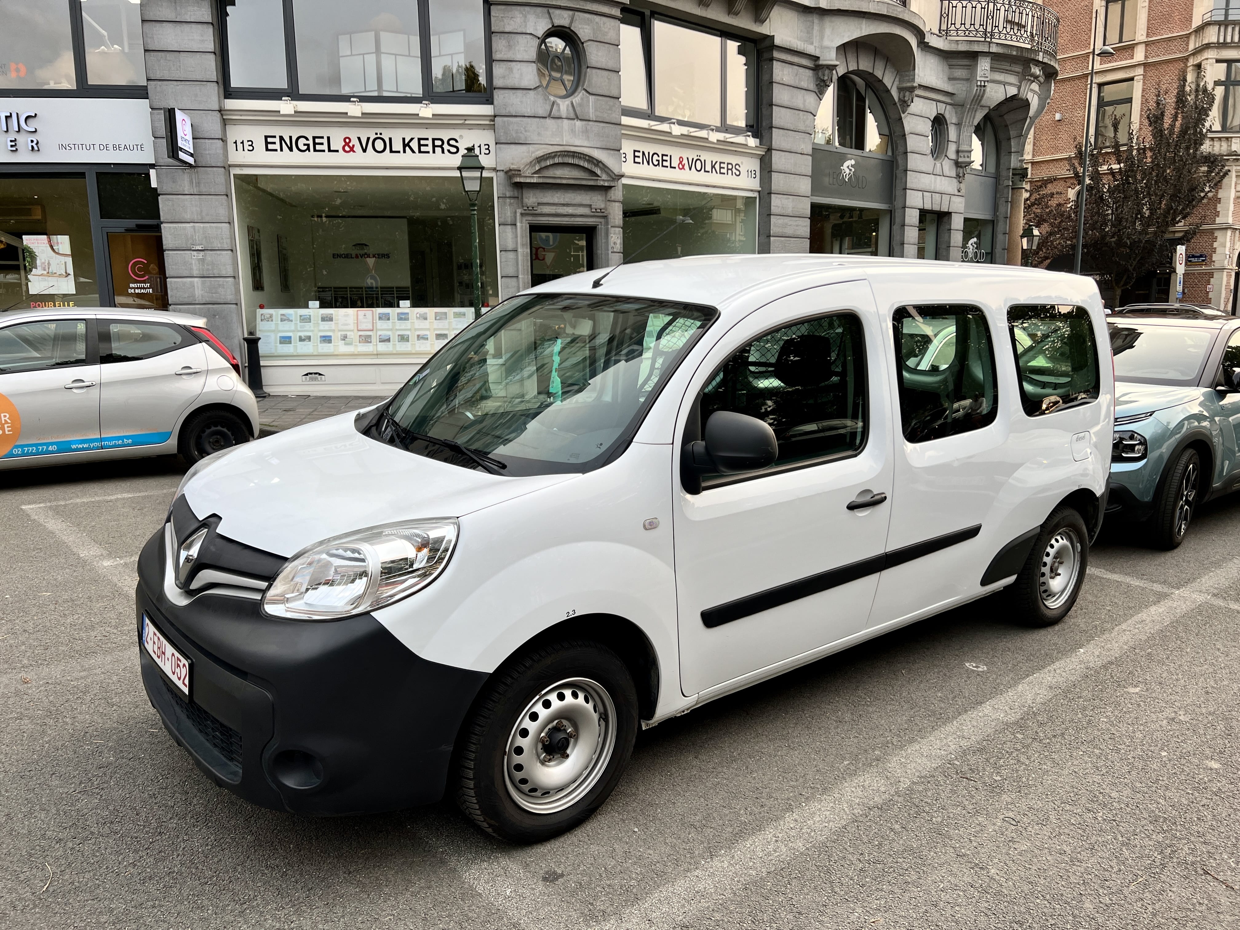 Renault Kangoo Express MAXI - GARE DU MIDI - PARKING BEPARK, 2020, Diesel (B7)