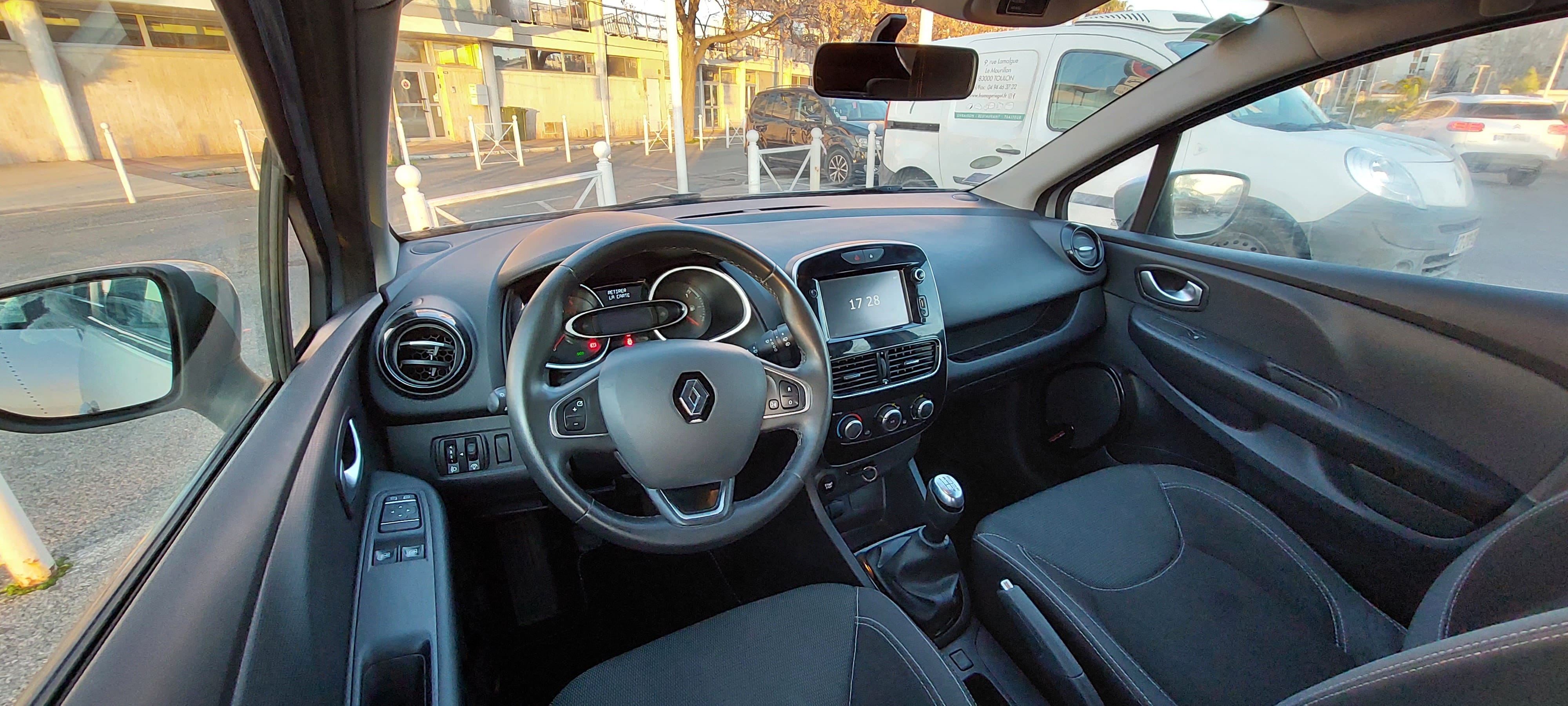 Renault Clio avec Régulateur de vitesse