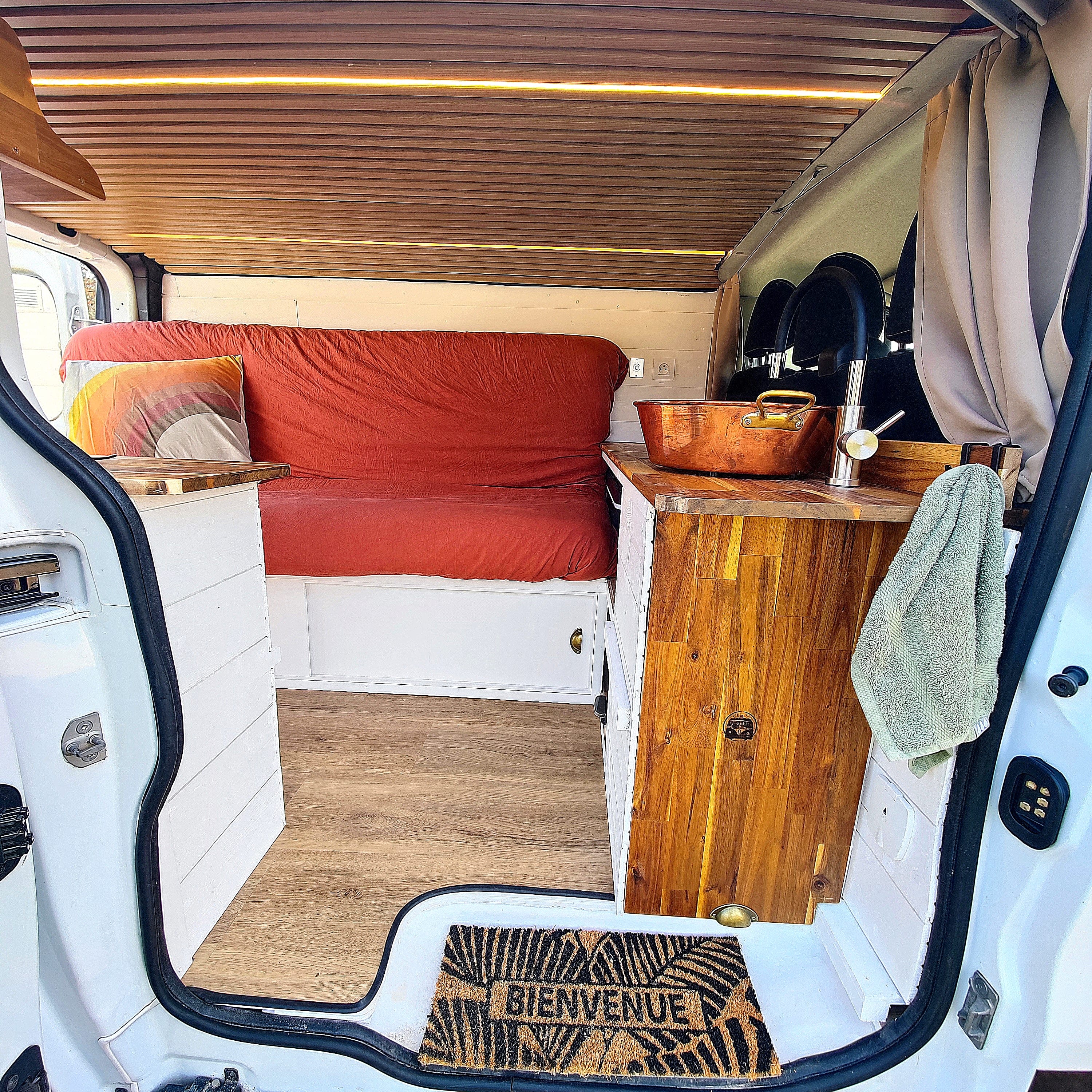 Renault Trafic avec Port USB