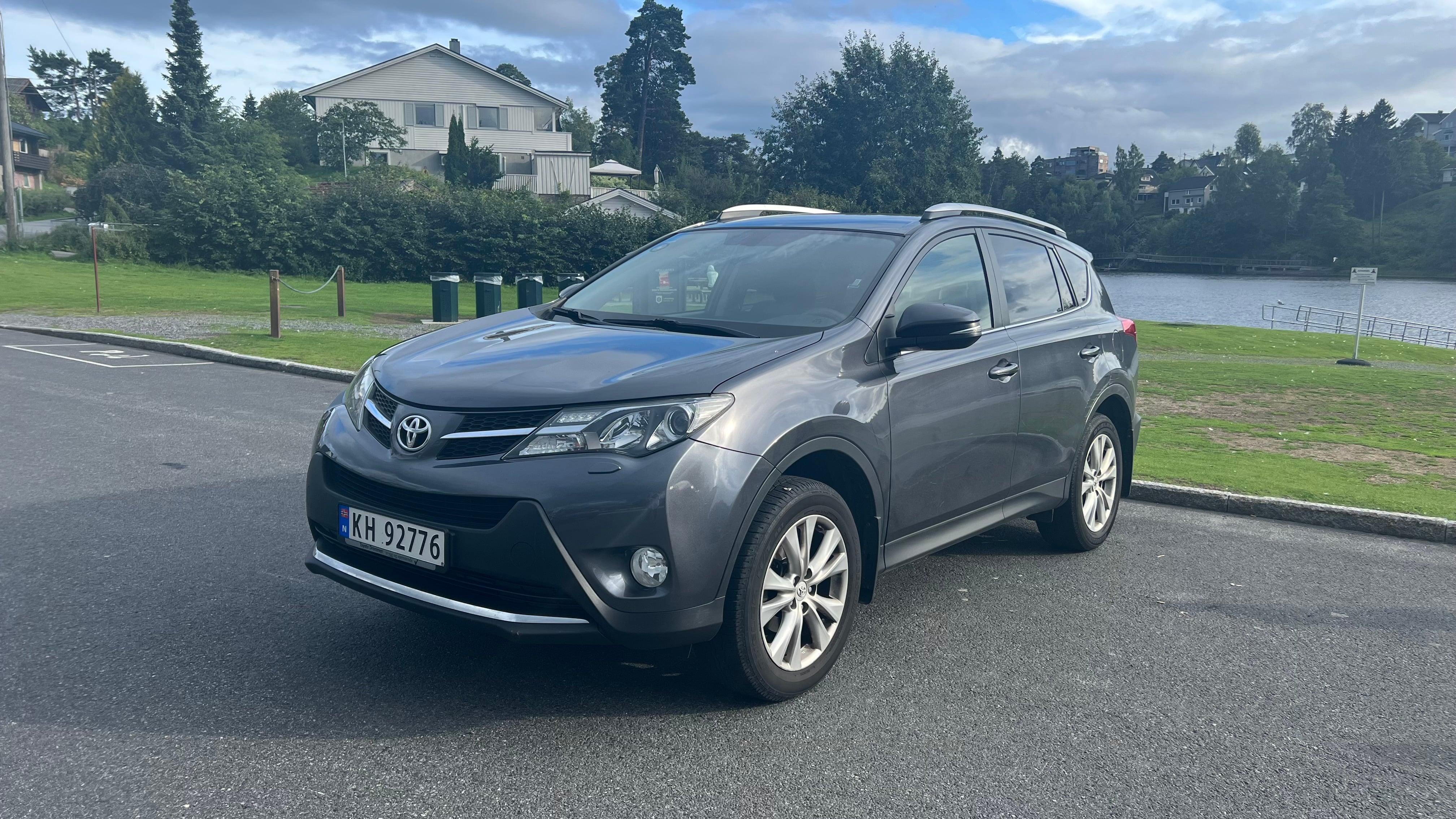Toyota RAV4, 2013, Blyfri 95, automatisk