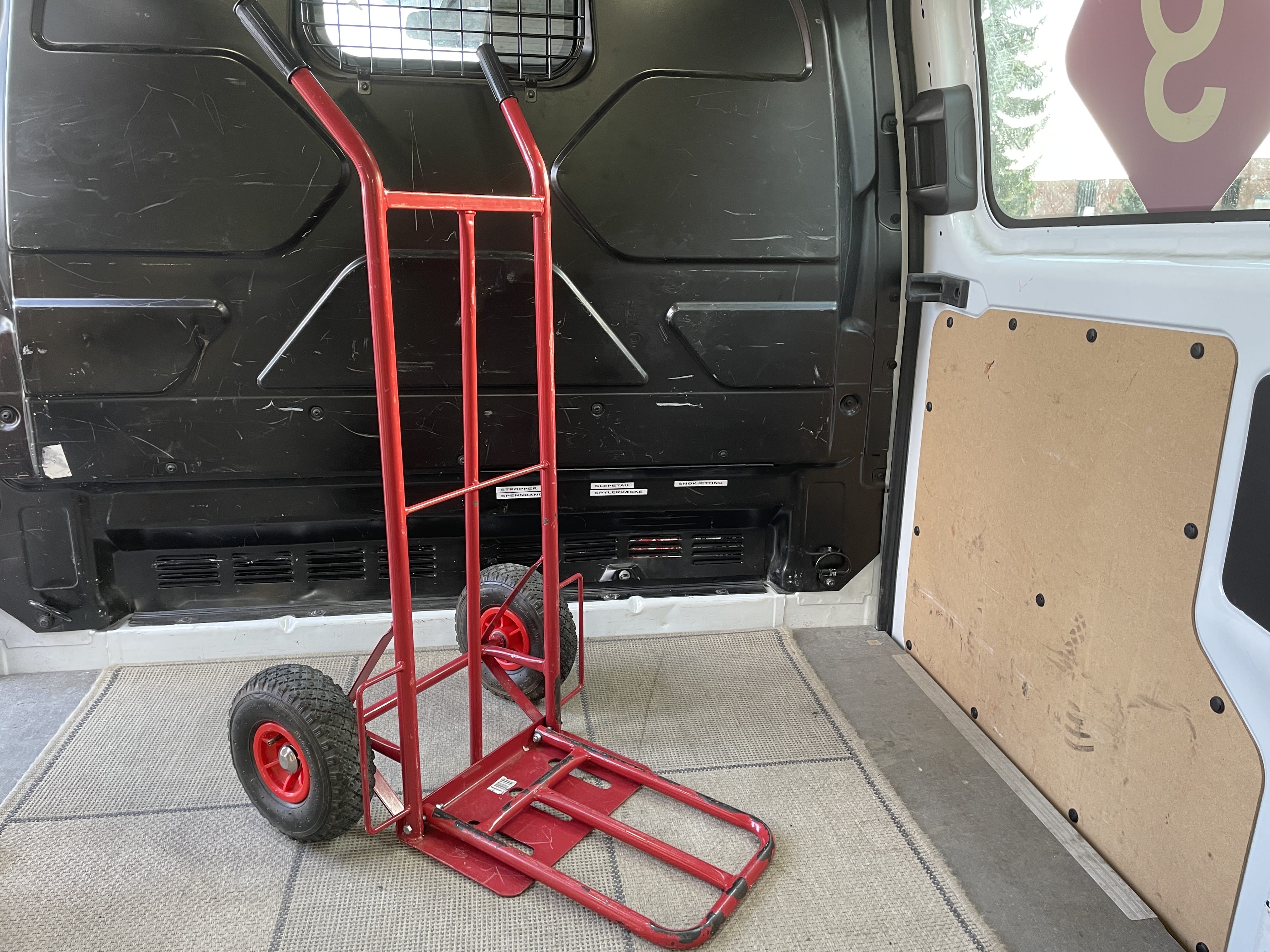 Ford Transit Custom Varebil med Tilhengerfeste