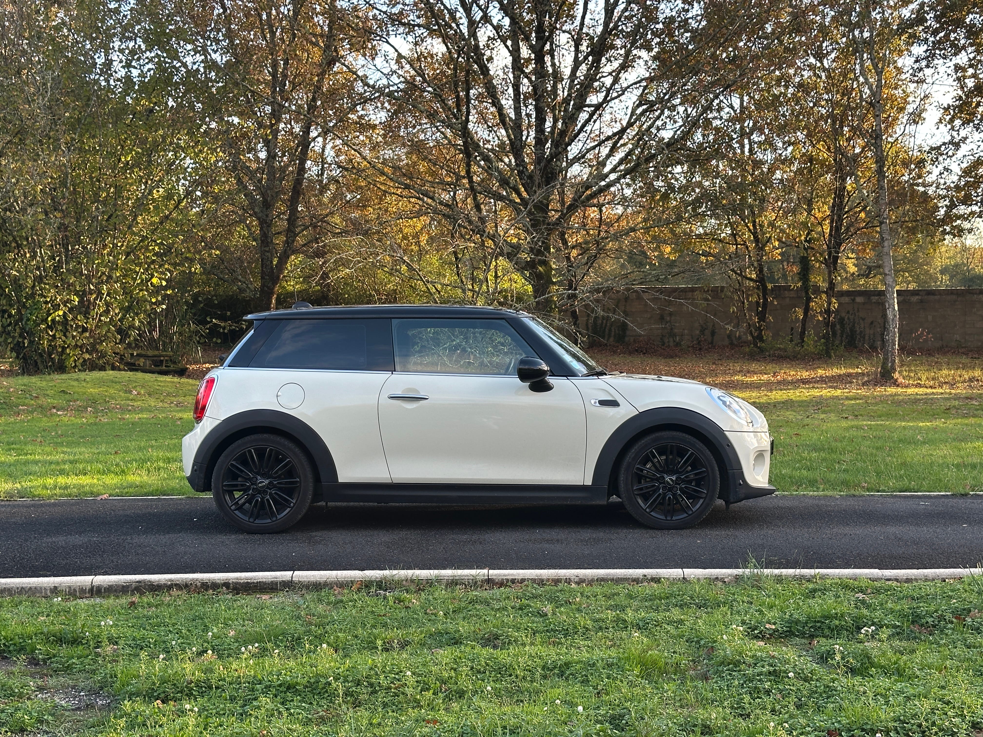 Mini Cooper 3 portes avec Climatisation