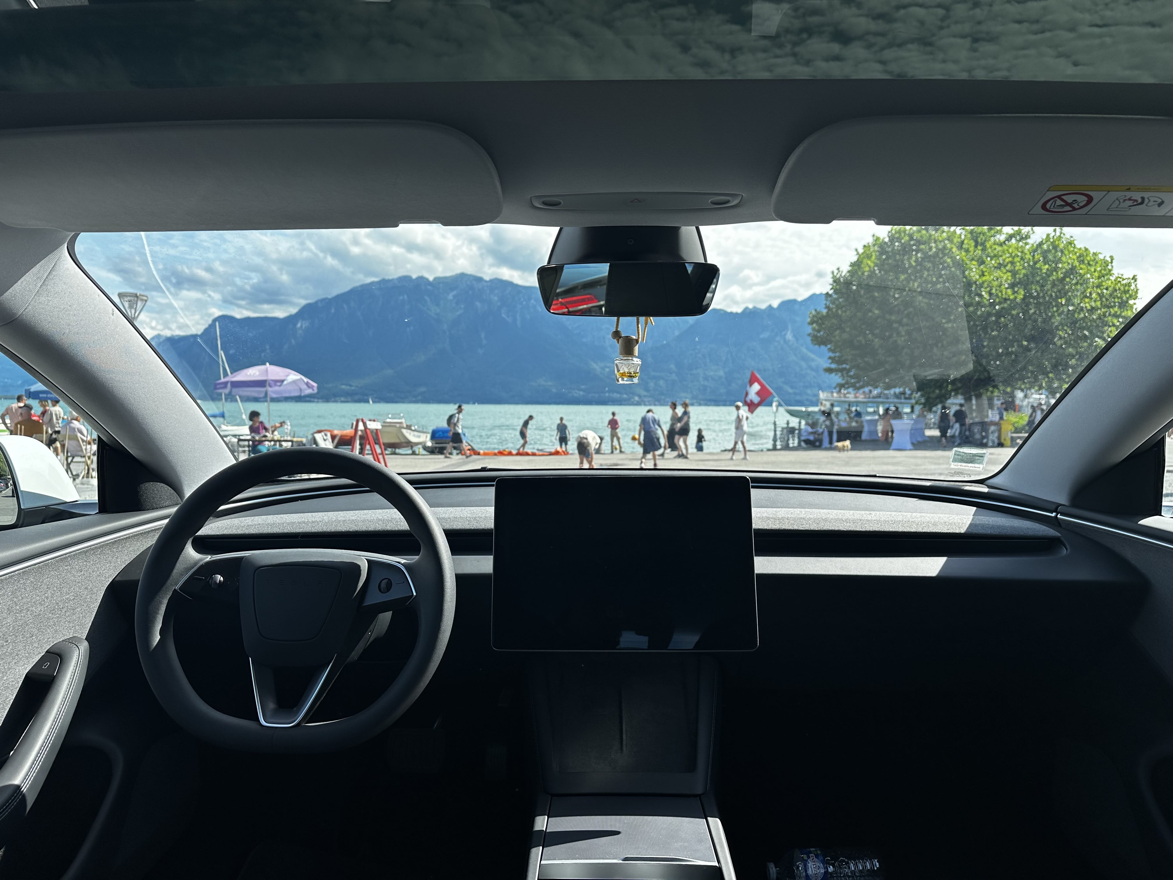 Tesla Model 3 avec GPS