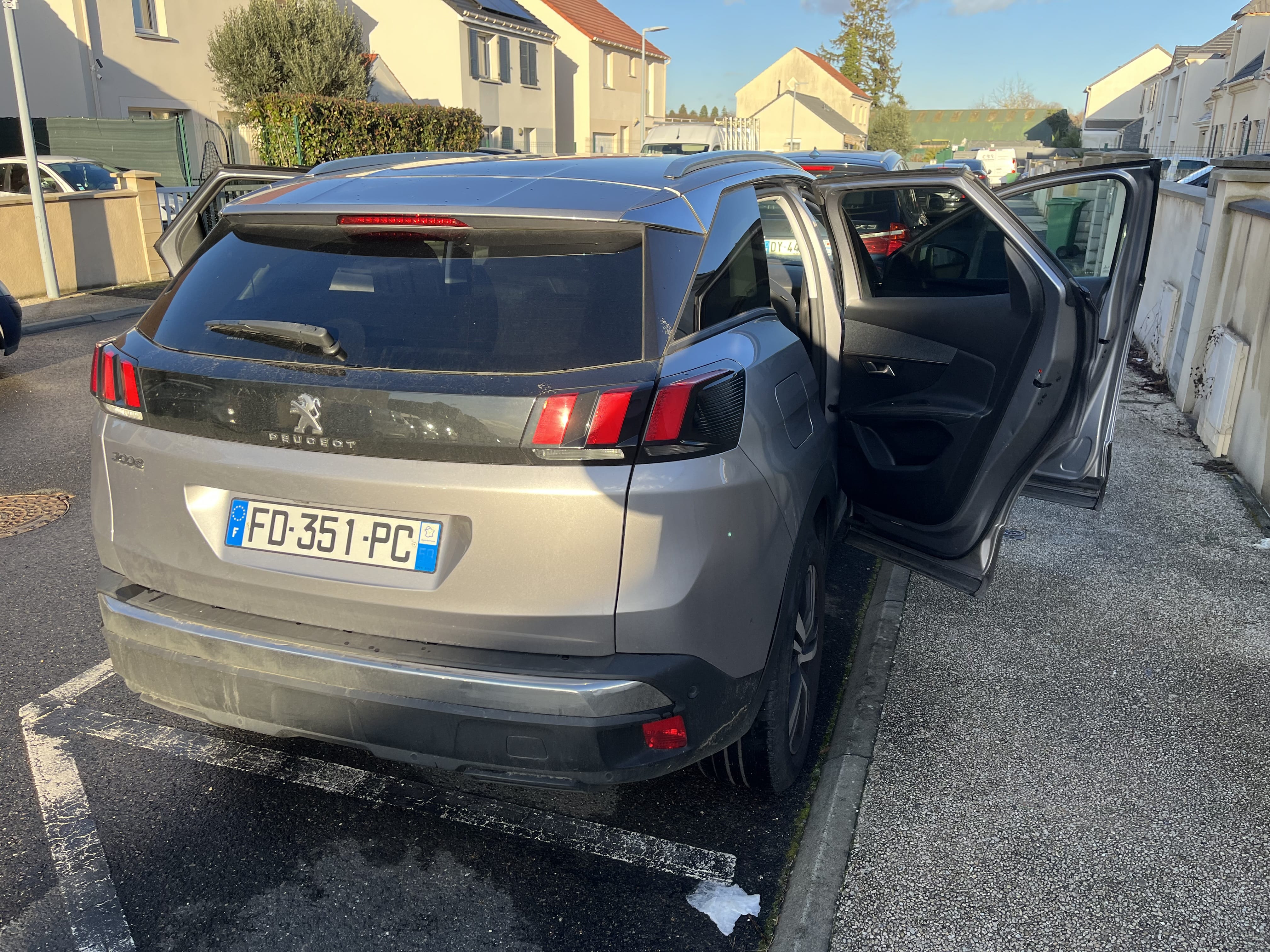 Peugeot 3008 avec GPS