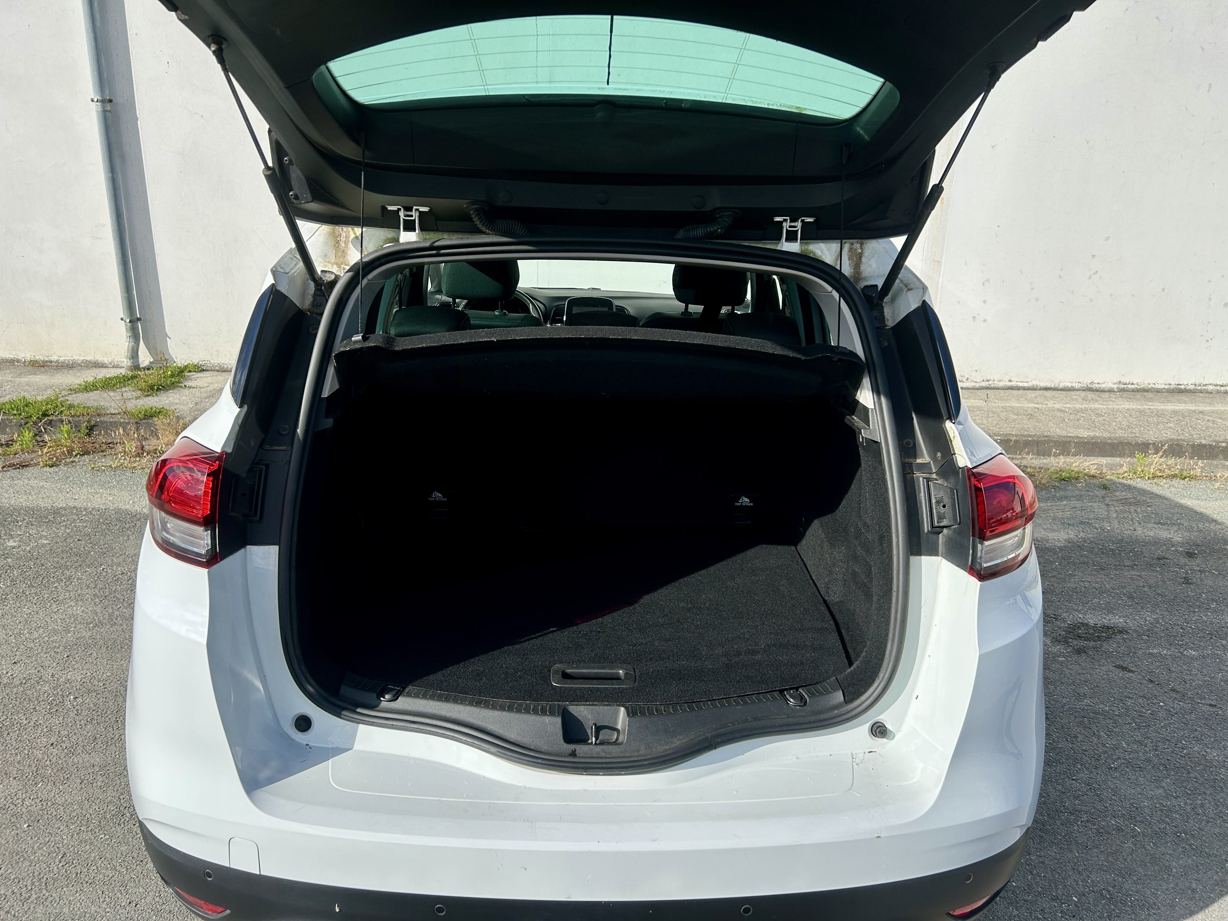 Renault Scenic avec Apple CarPlay