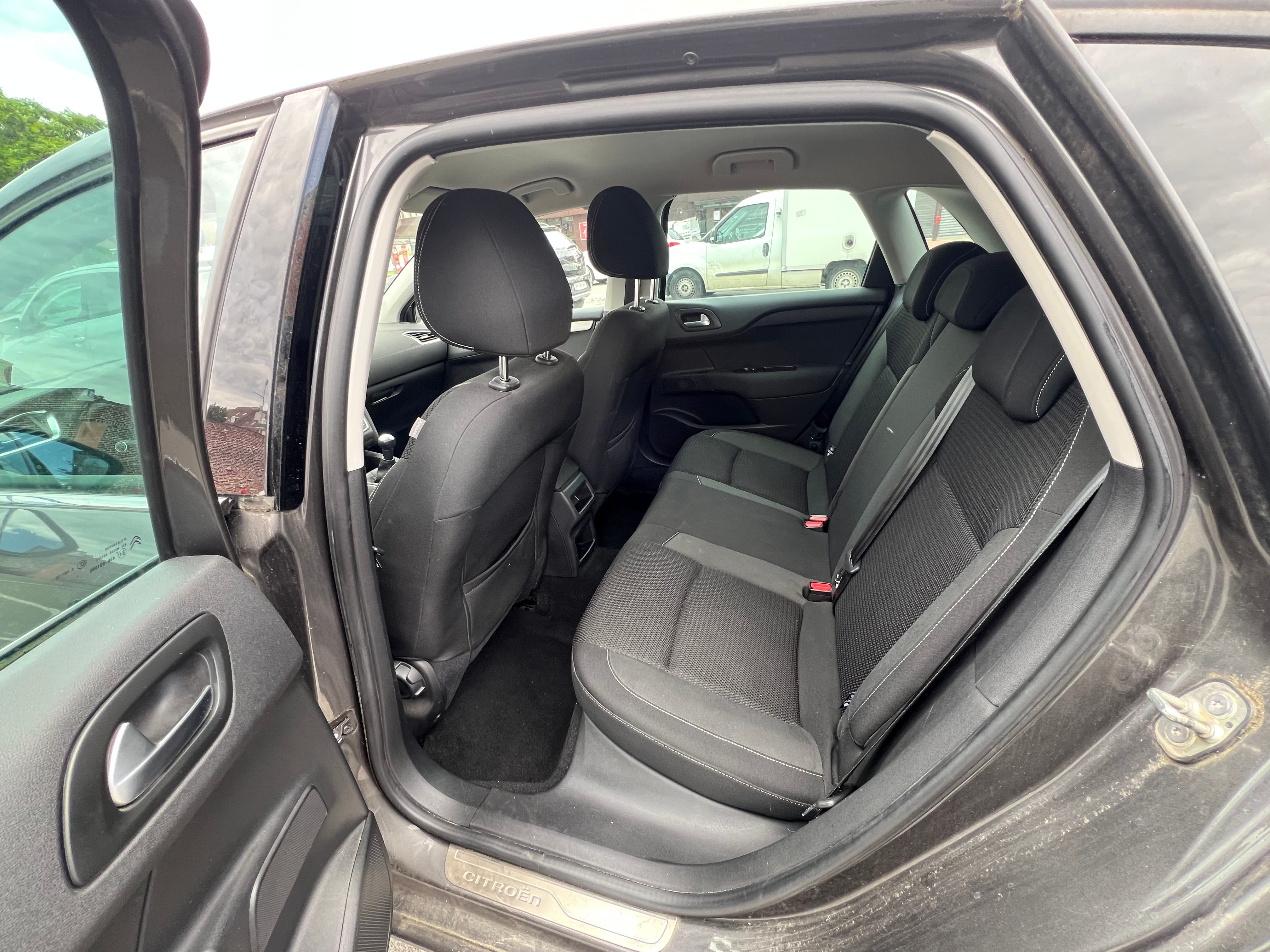 Citroen C4 avec Port USB