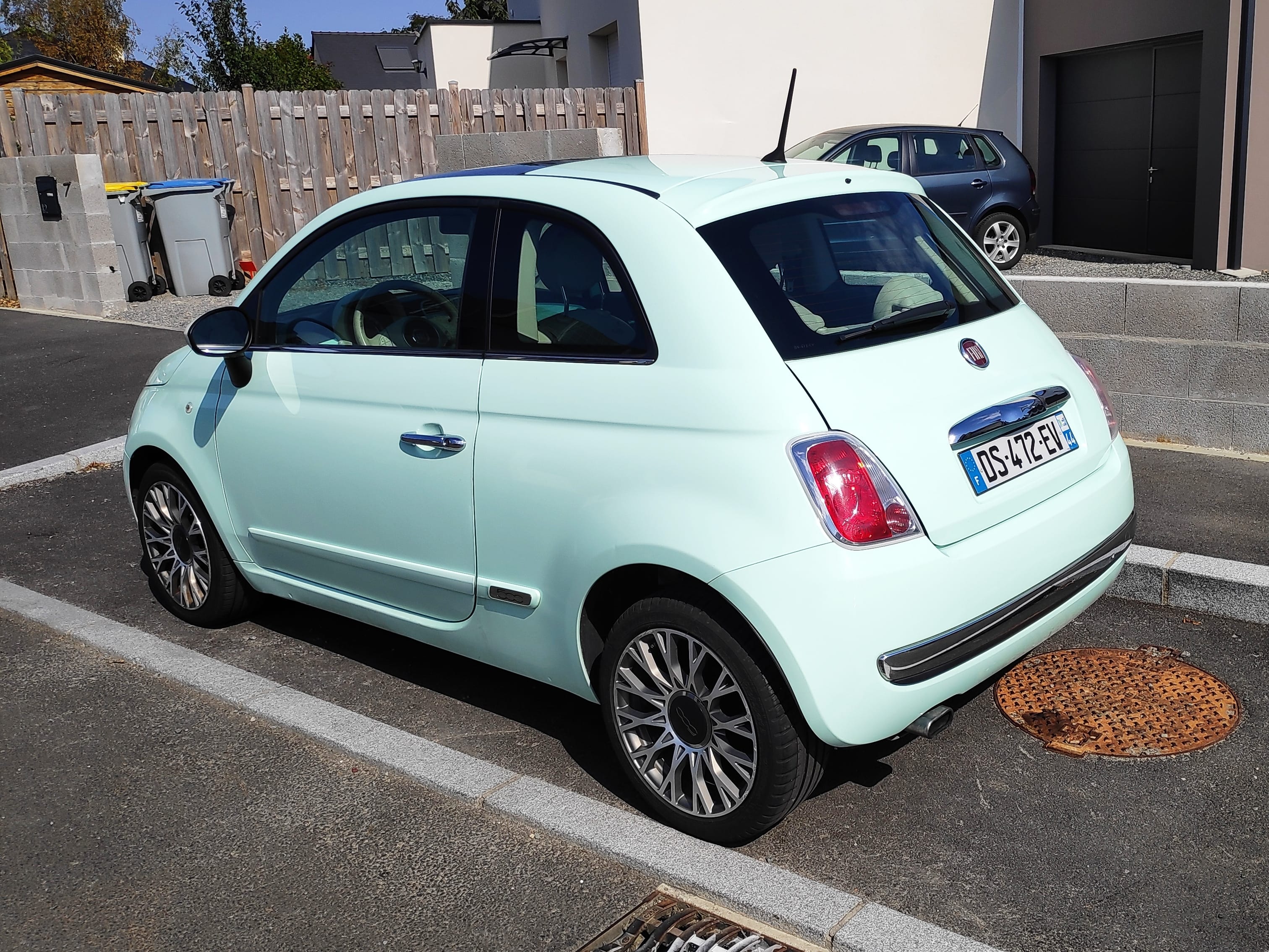 Fiat 500 vert menthe avec Siège bébé