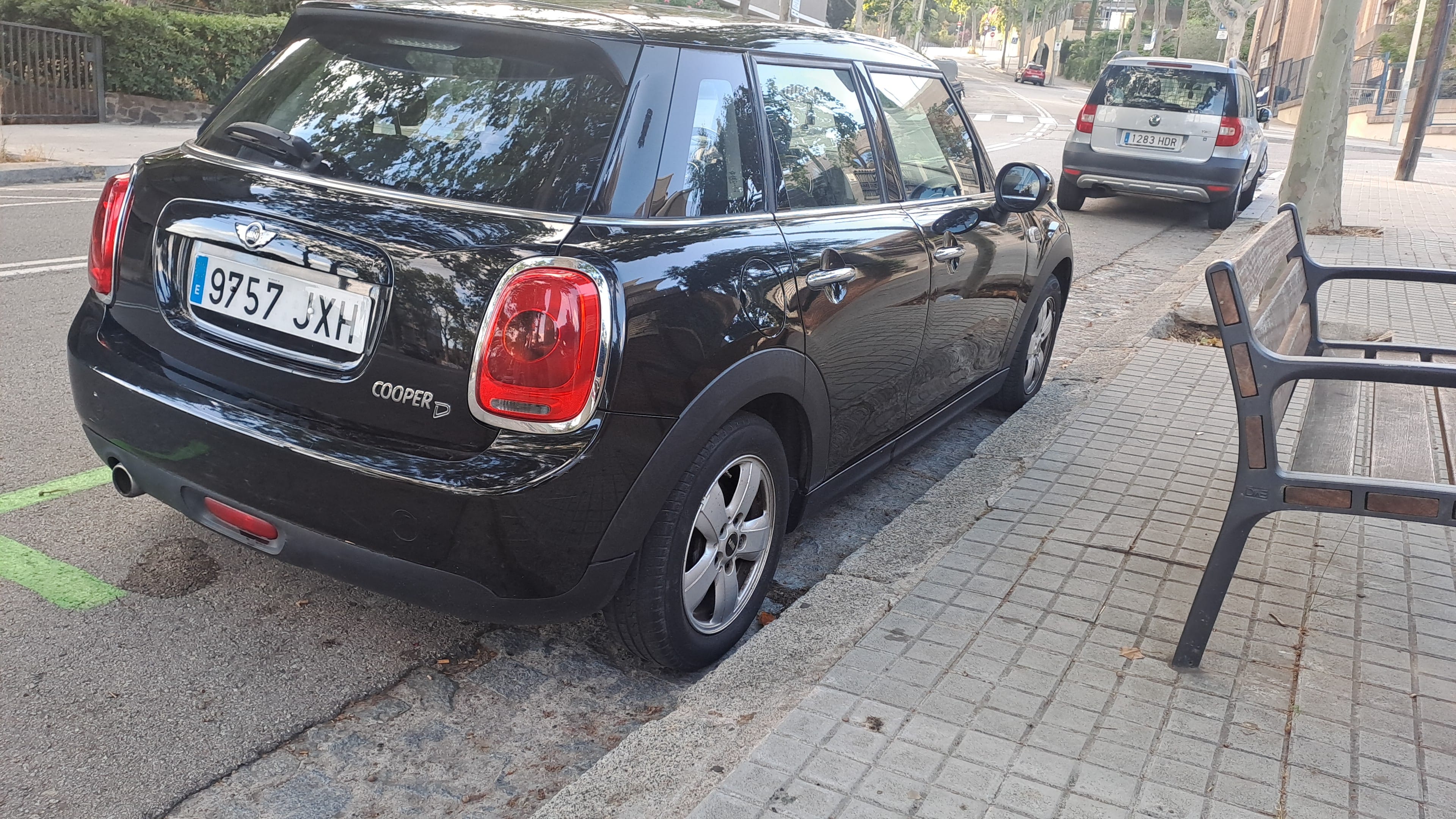 Mini Cooper 5 Puertas con Aire acondicionado