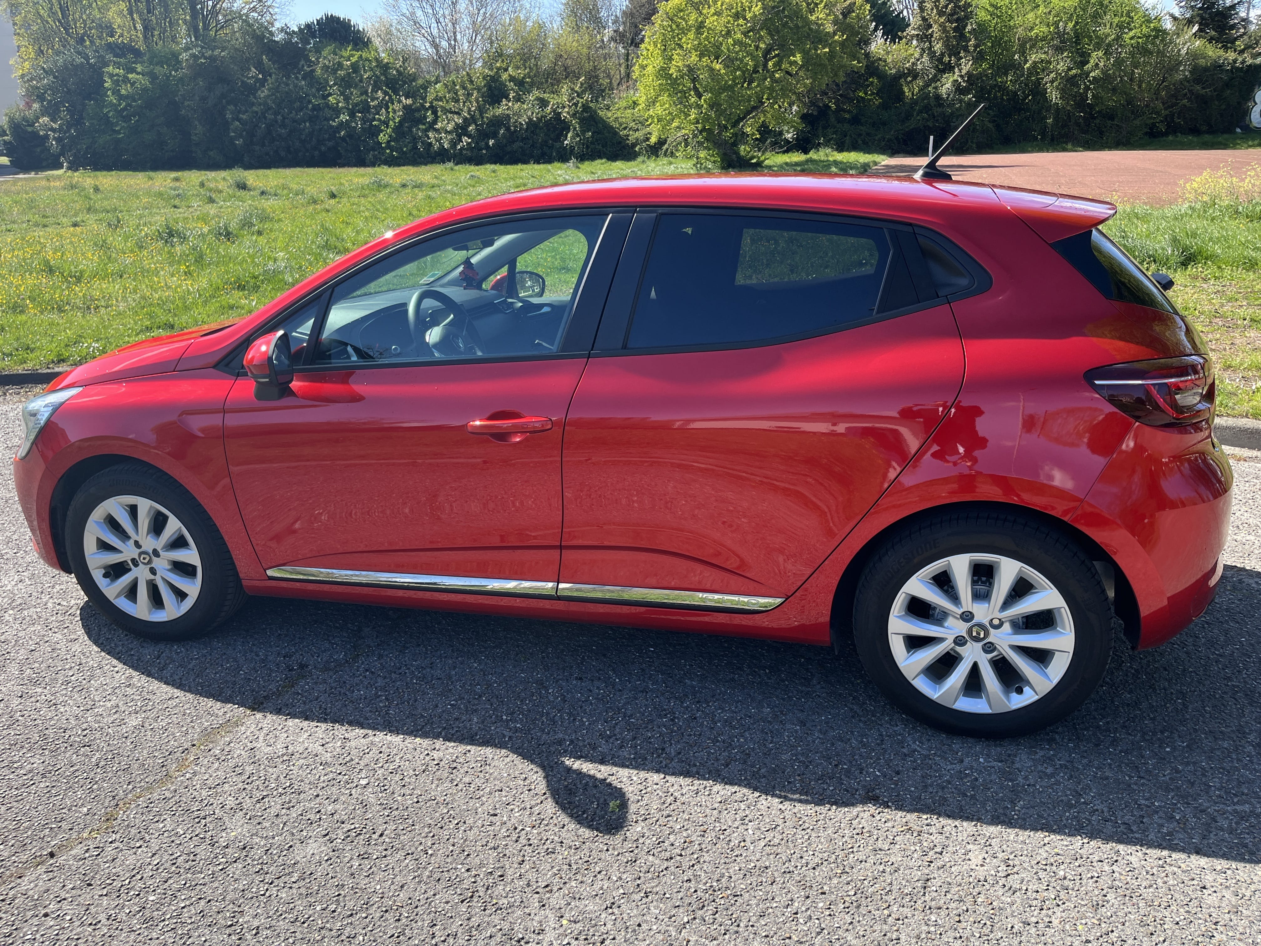 Renault Clio 5 avec  Sièges chauffants avec GPS