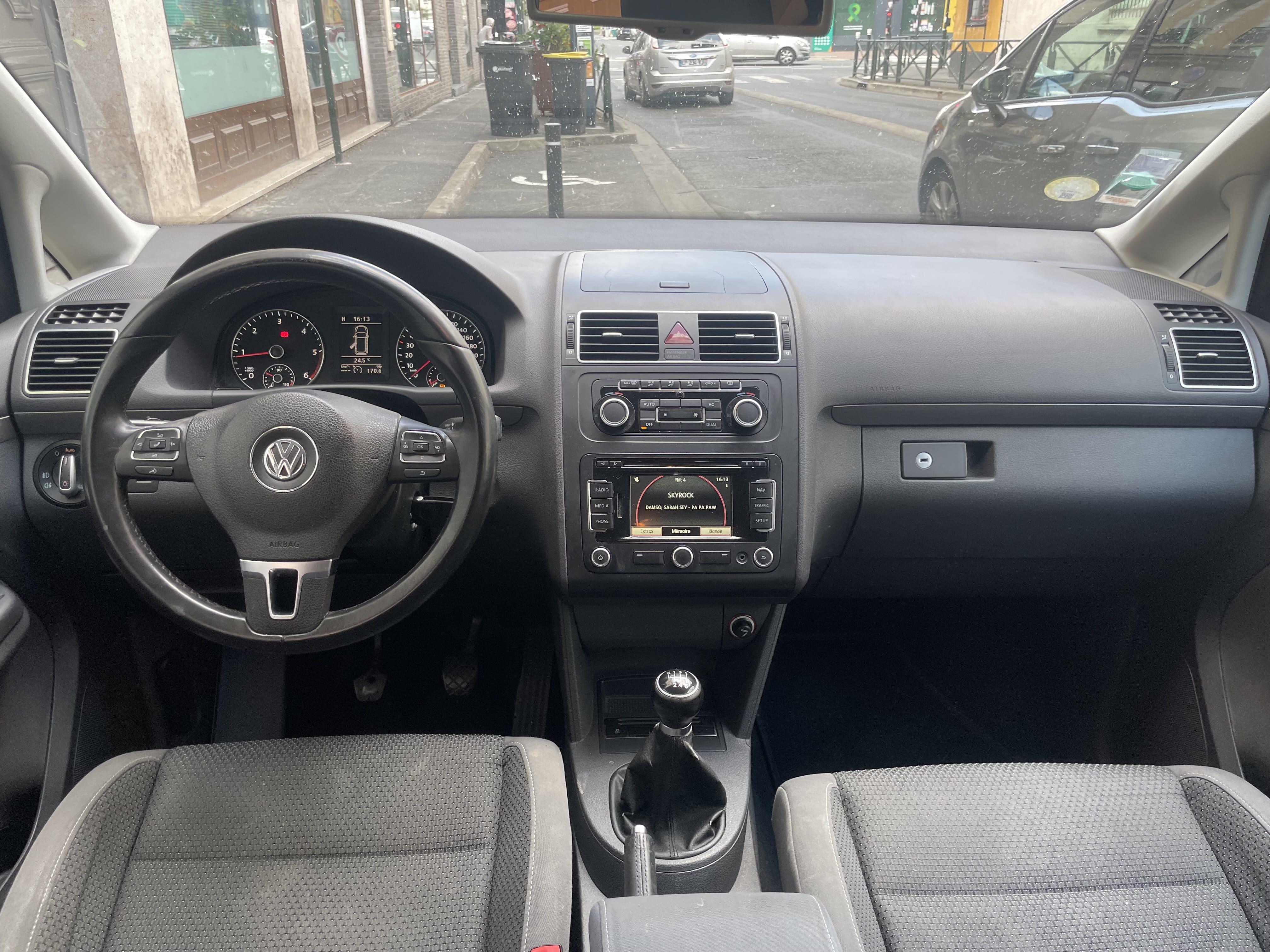 Volkswagen Touran avec Audio Bluetooth