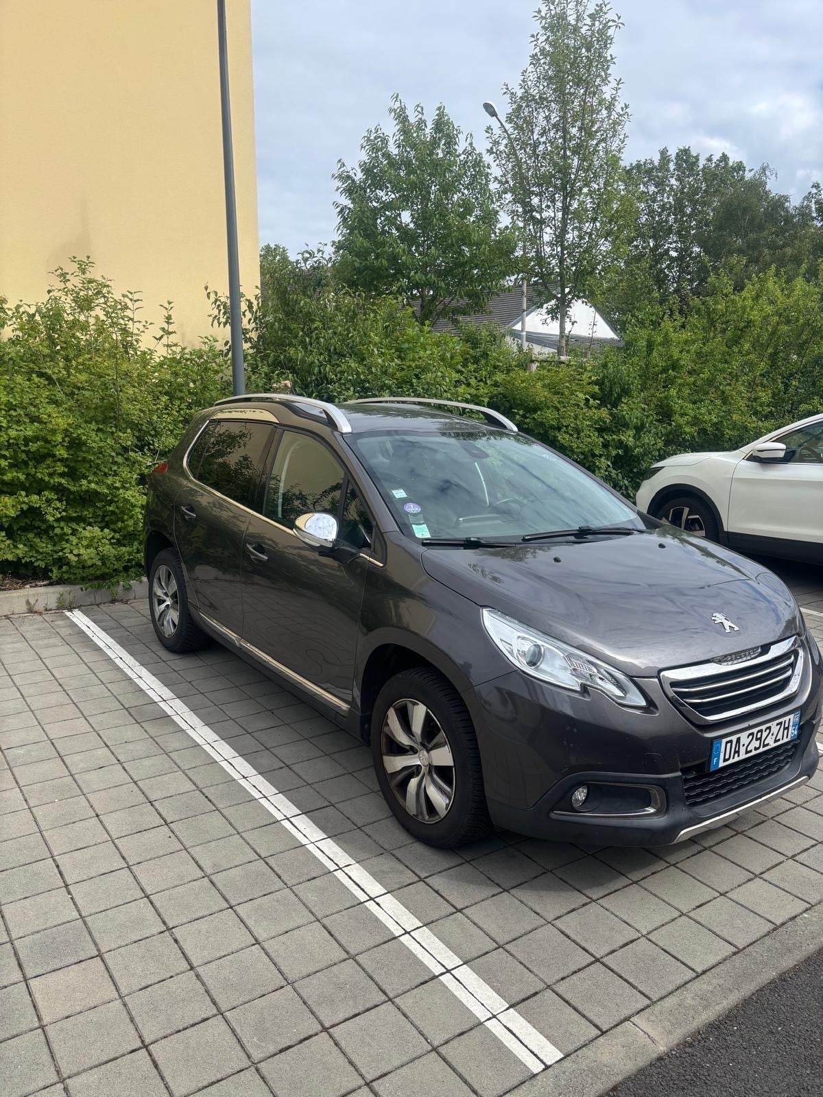 Peugeot 2008, 2013, Essence 95