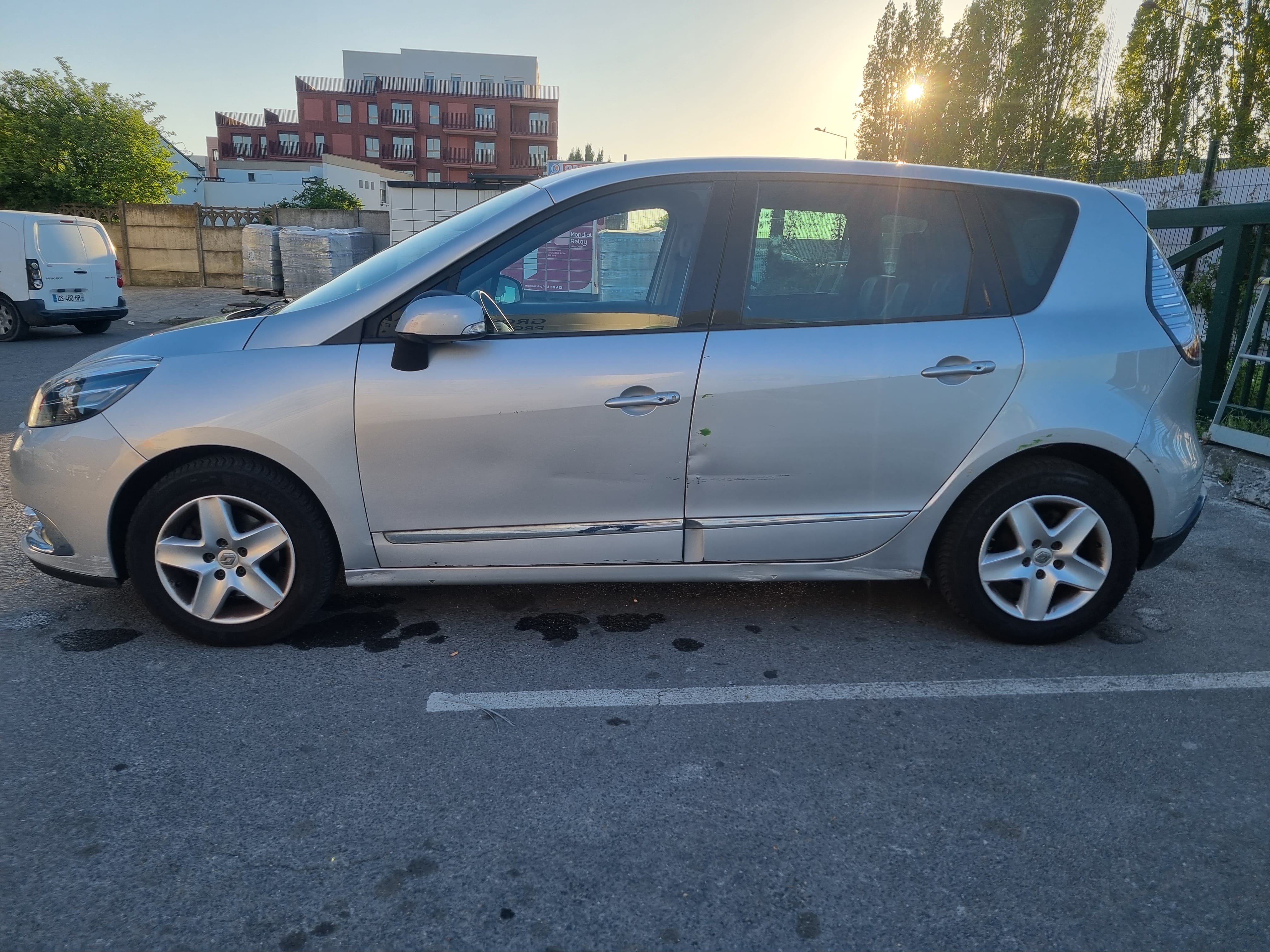 Renault Scenic avec Climatisation