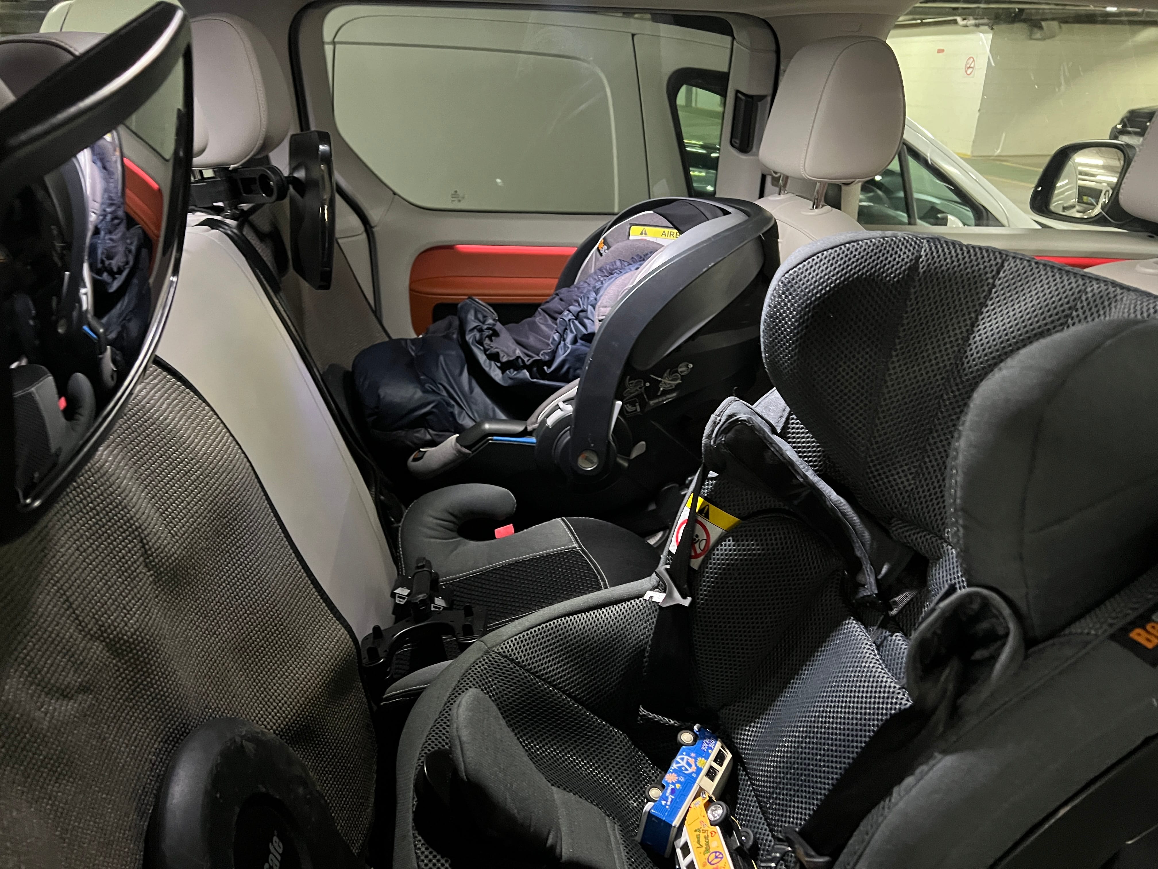 Volkswagen ID. Buzz med Babysete