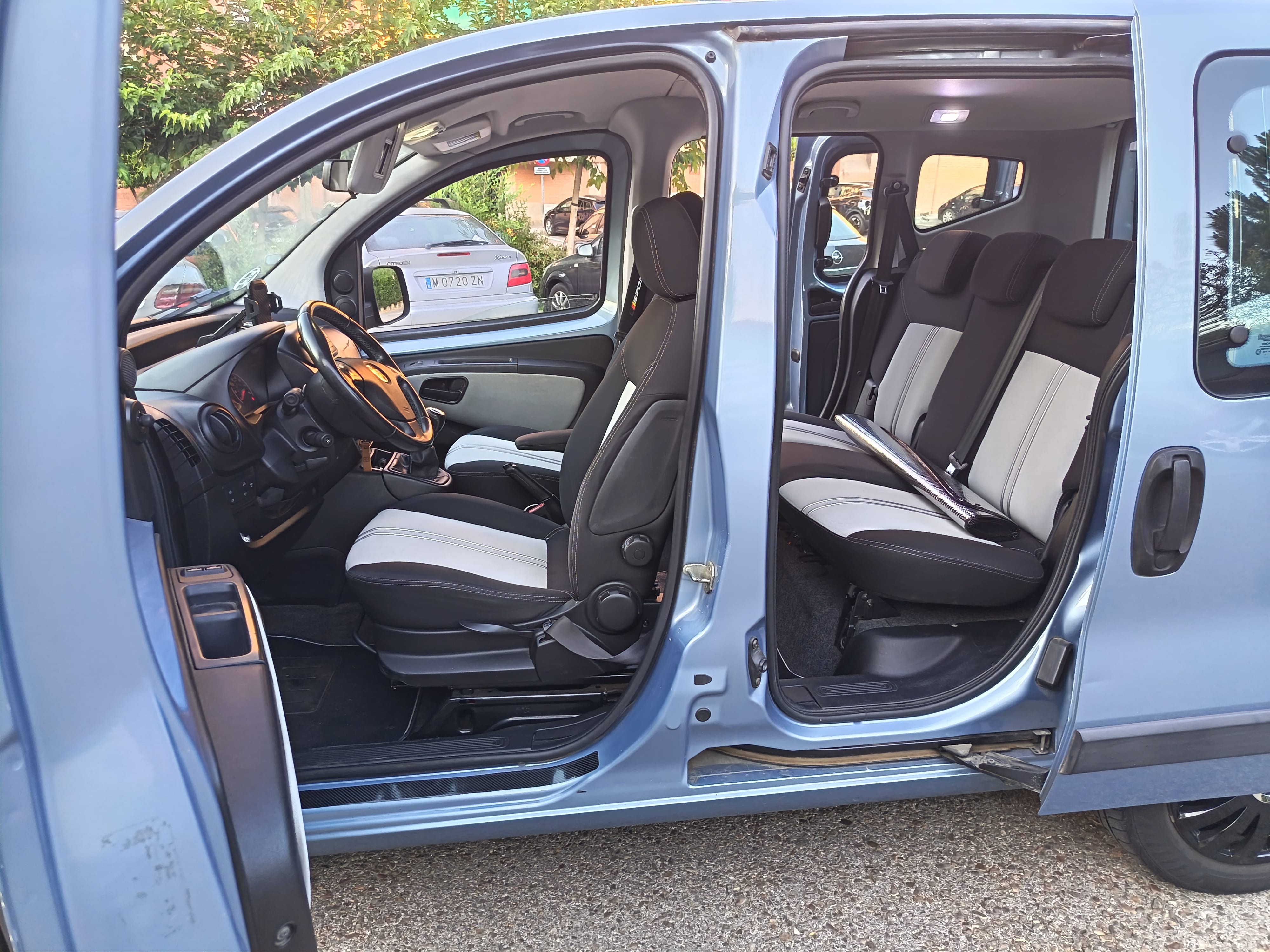 Fiat Fiorino Qubo 1.3 Multijet con Audio Bluetooth
