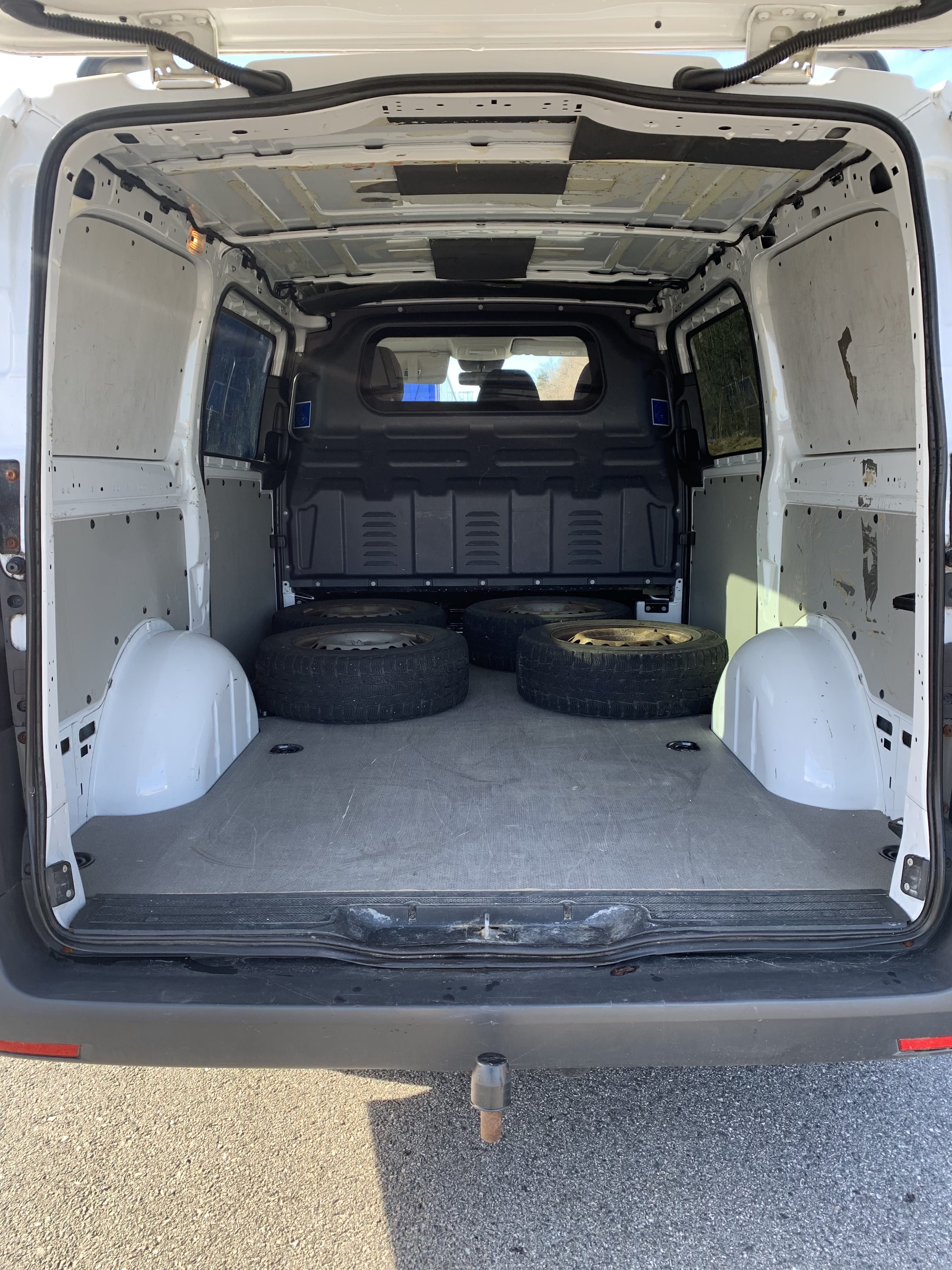 Mercedes-Benz Vito med Lydinngang