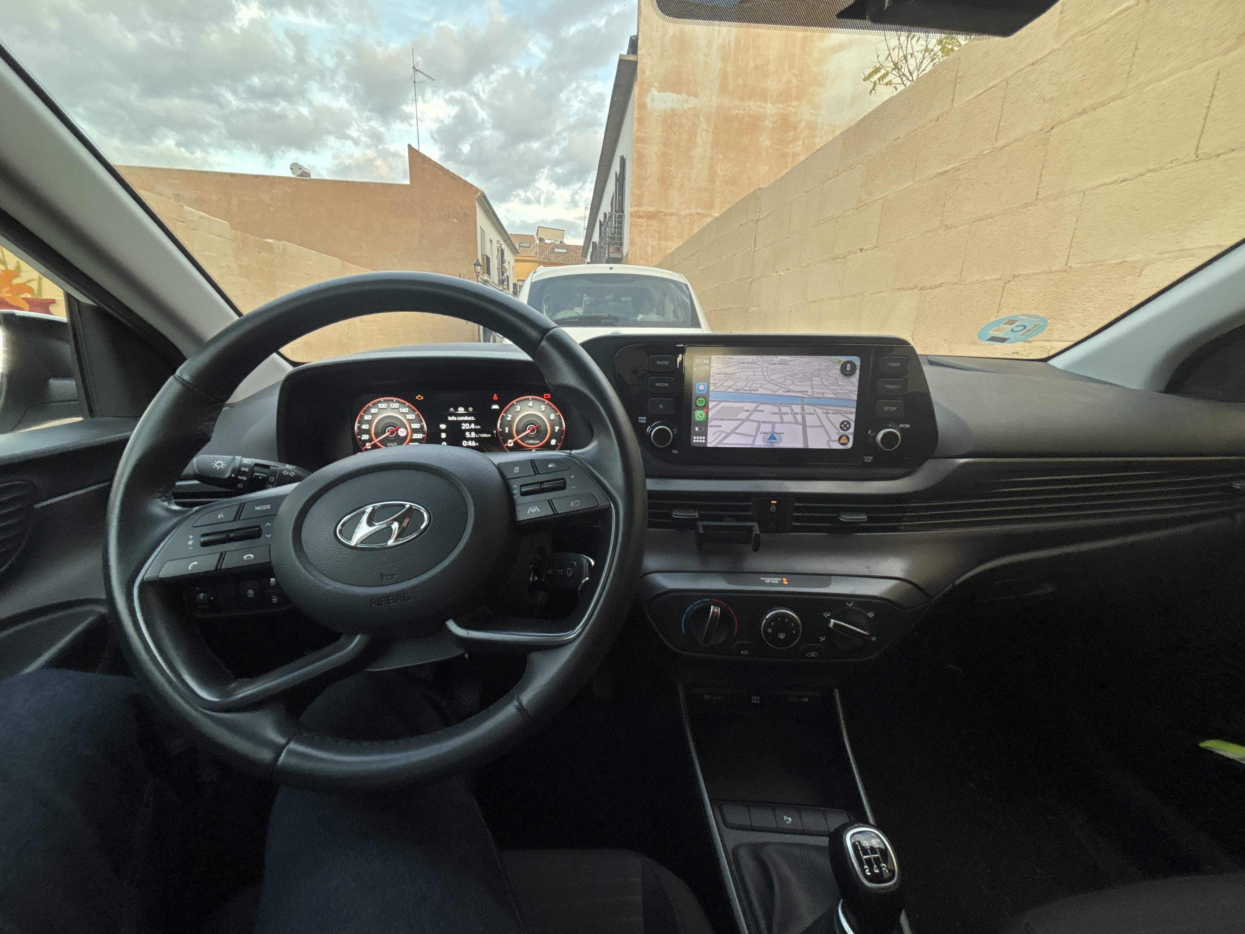 Hyundai i20 con Control de velocidad
