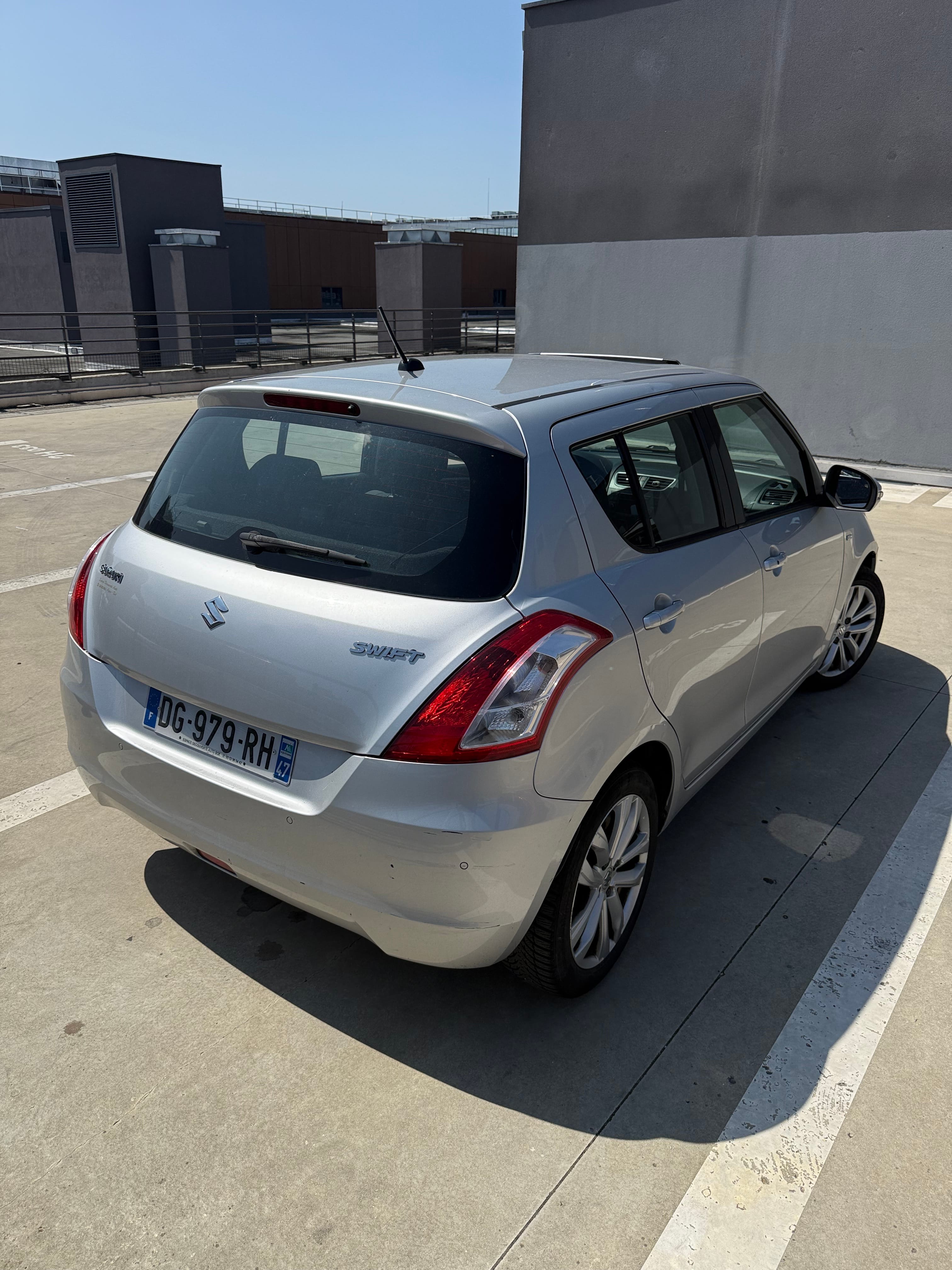 Suzuki Swift avec Régulateur de vitesse