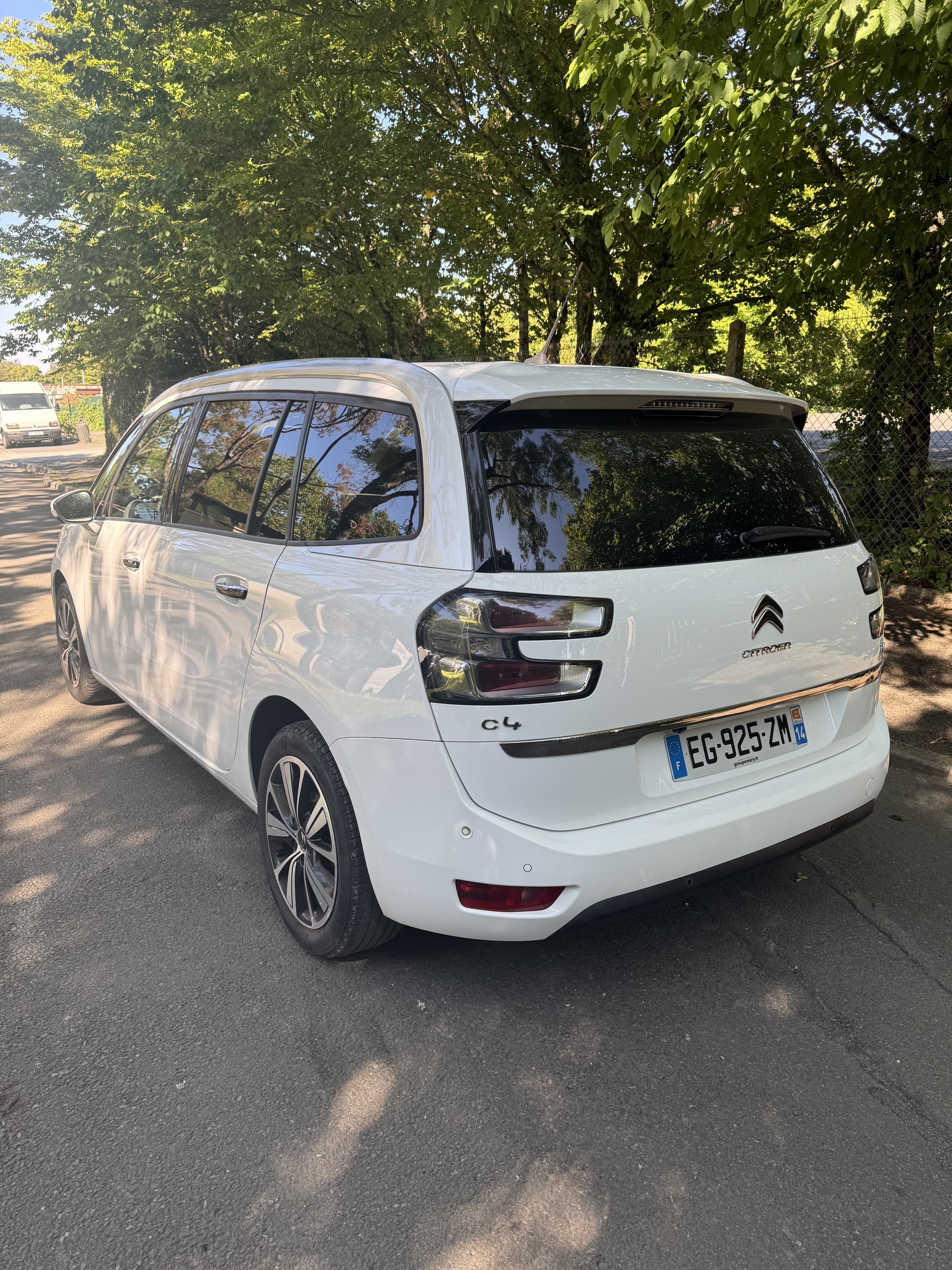 Citroen C4 Grand Picasso 2.0 BlueHdi SHINE avec GPS
