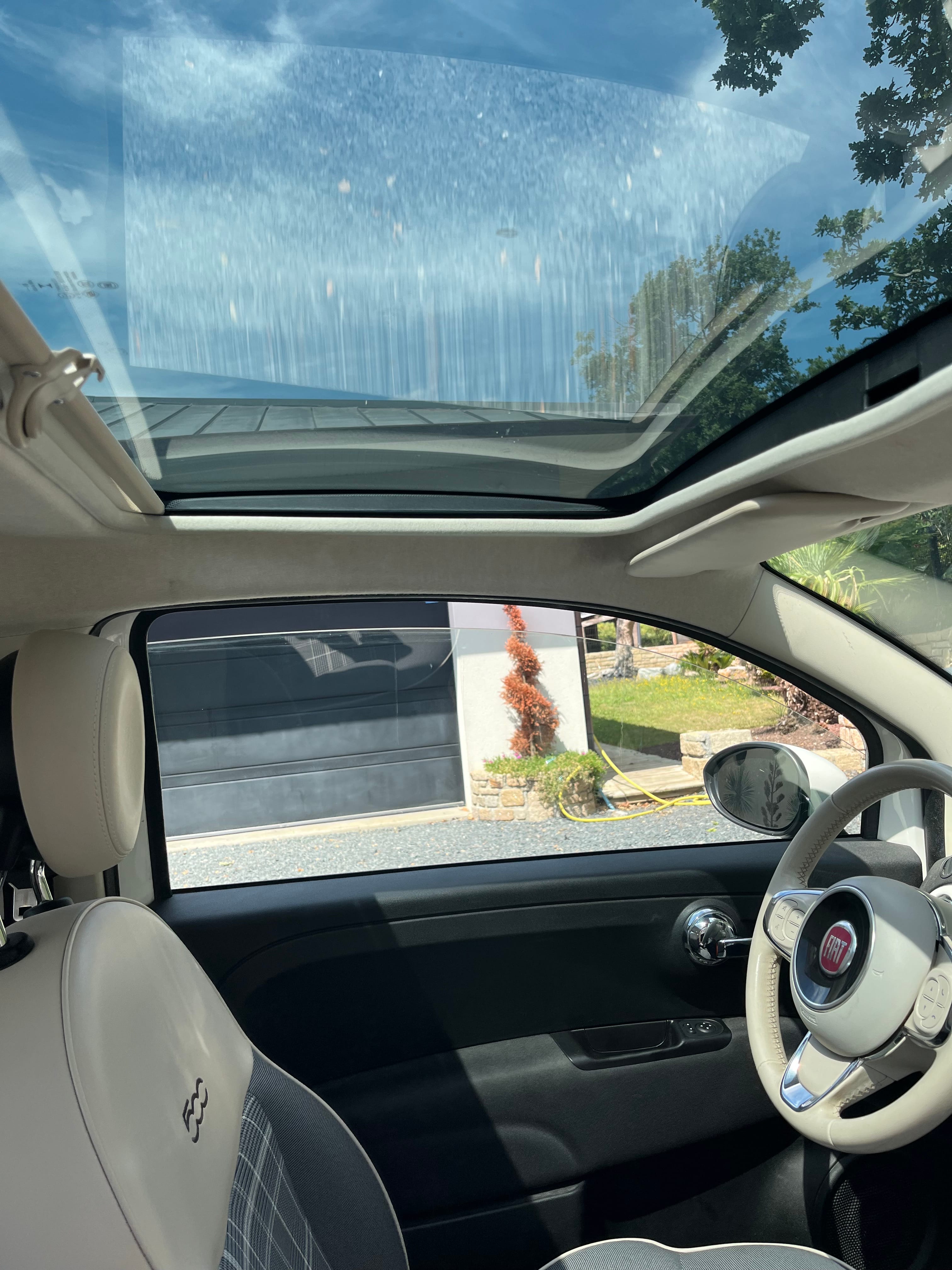 Fiat 500 avec Apple CarPlay