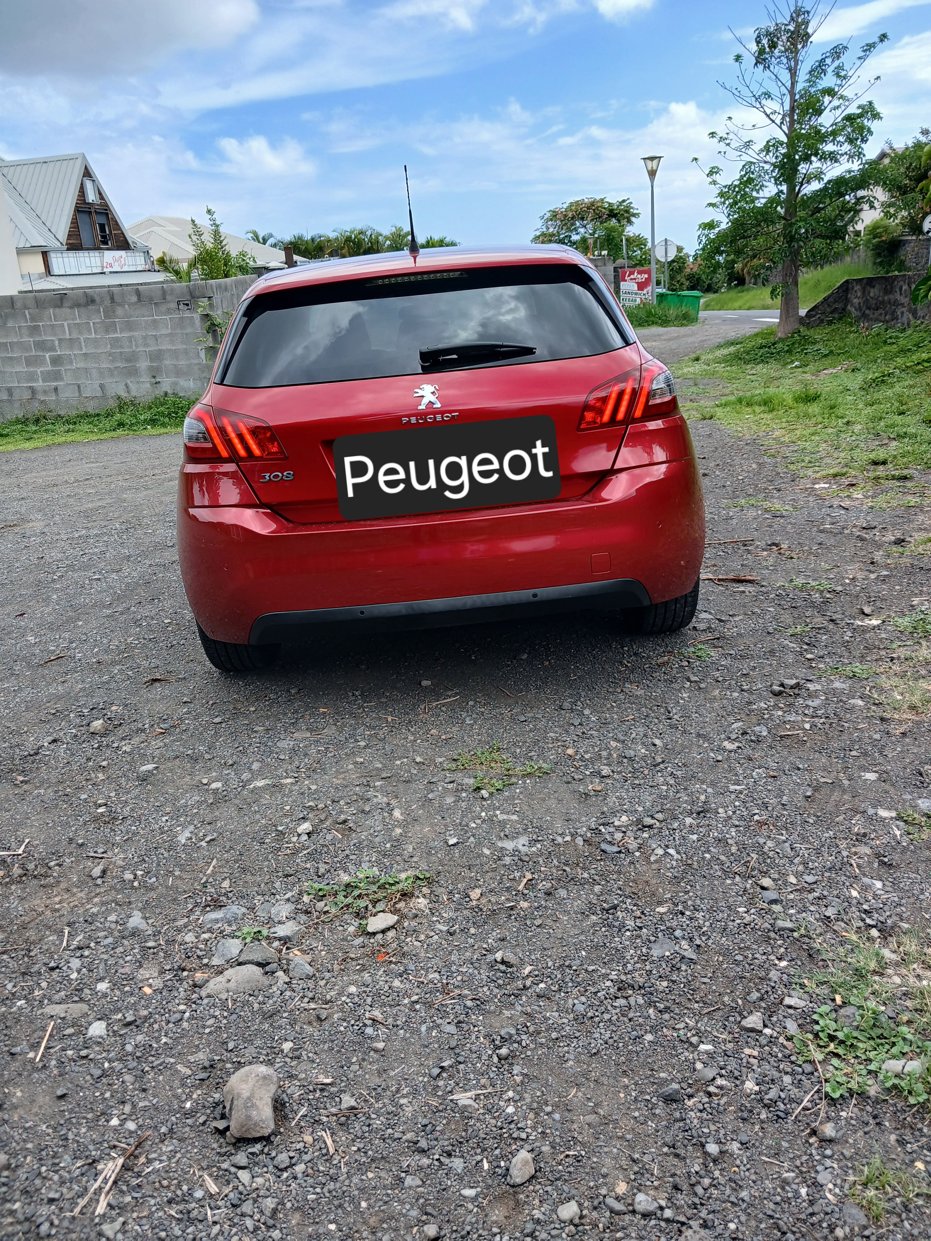 Peugeot 308 avec GPS