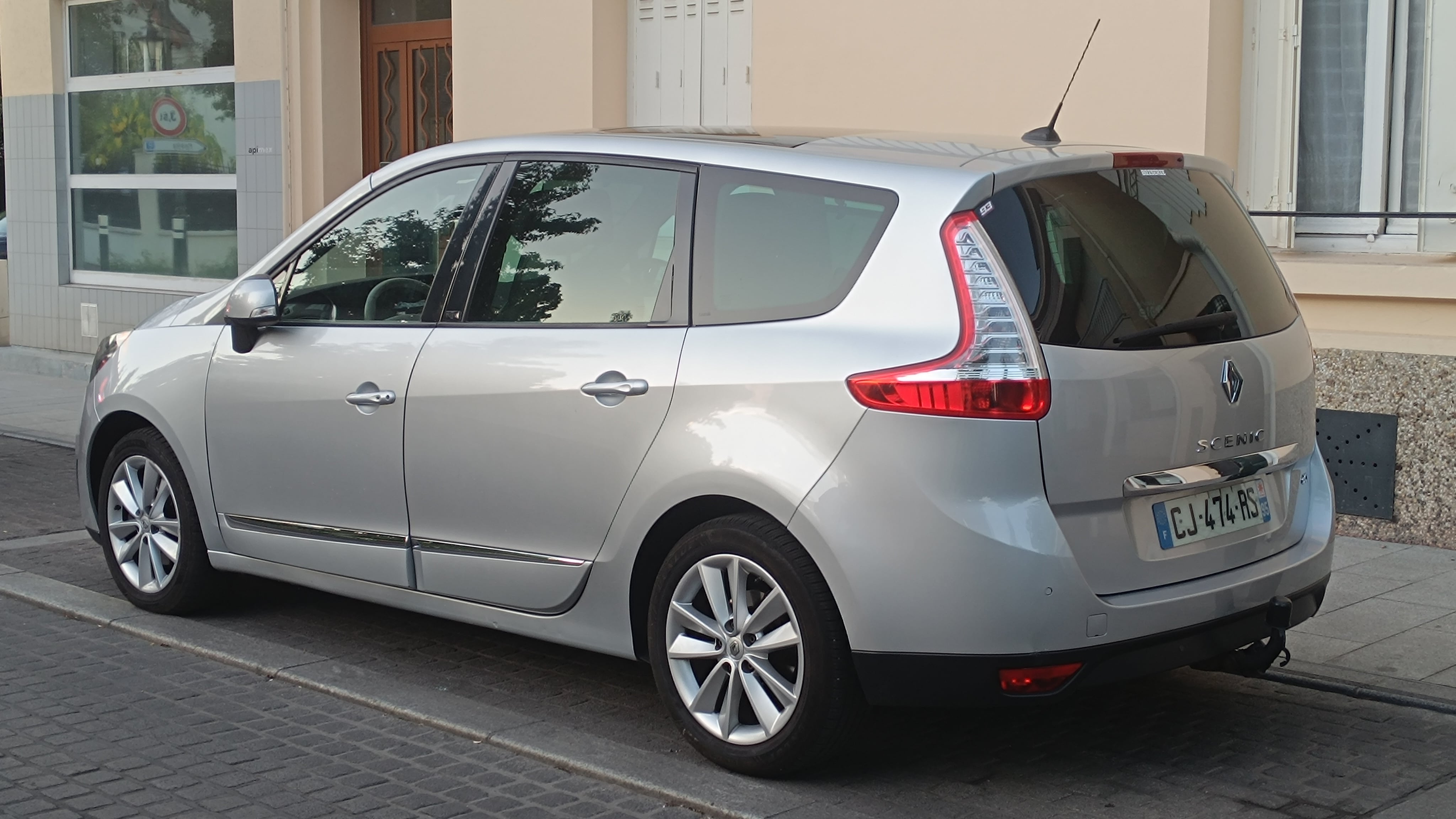 Renault Grand Scenic avec Caméra de recul