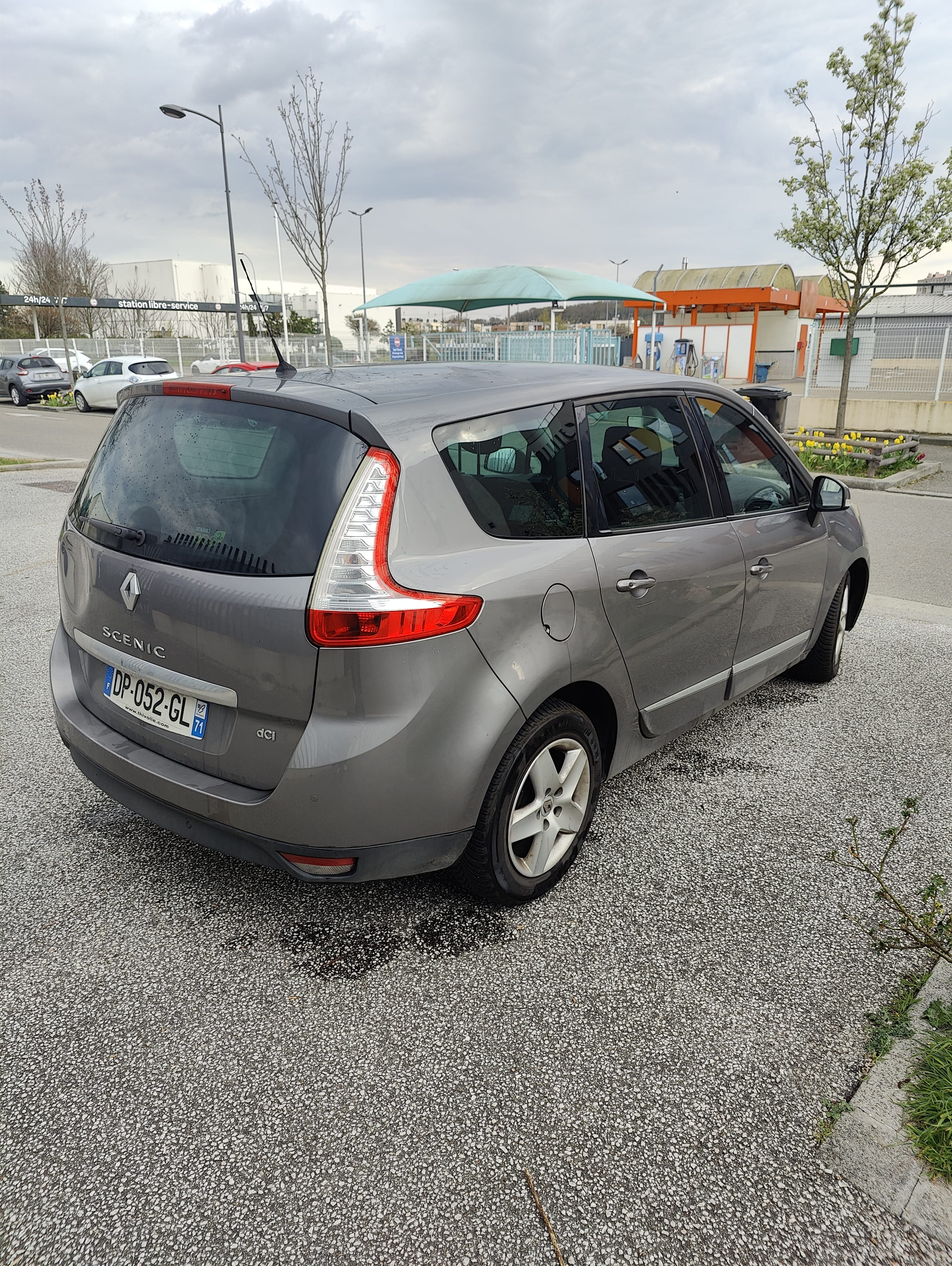 Renault Grand Scenic 1,6 dci 130 7 places avec Régulateur de vitesse
