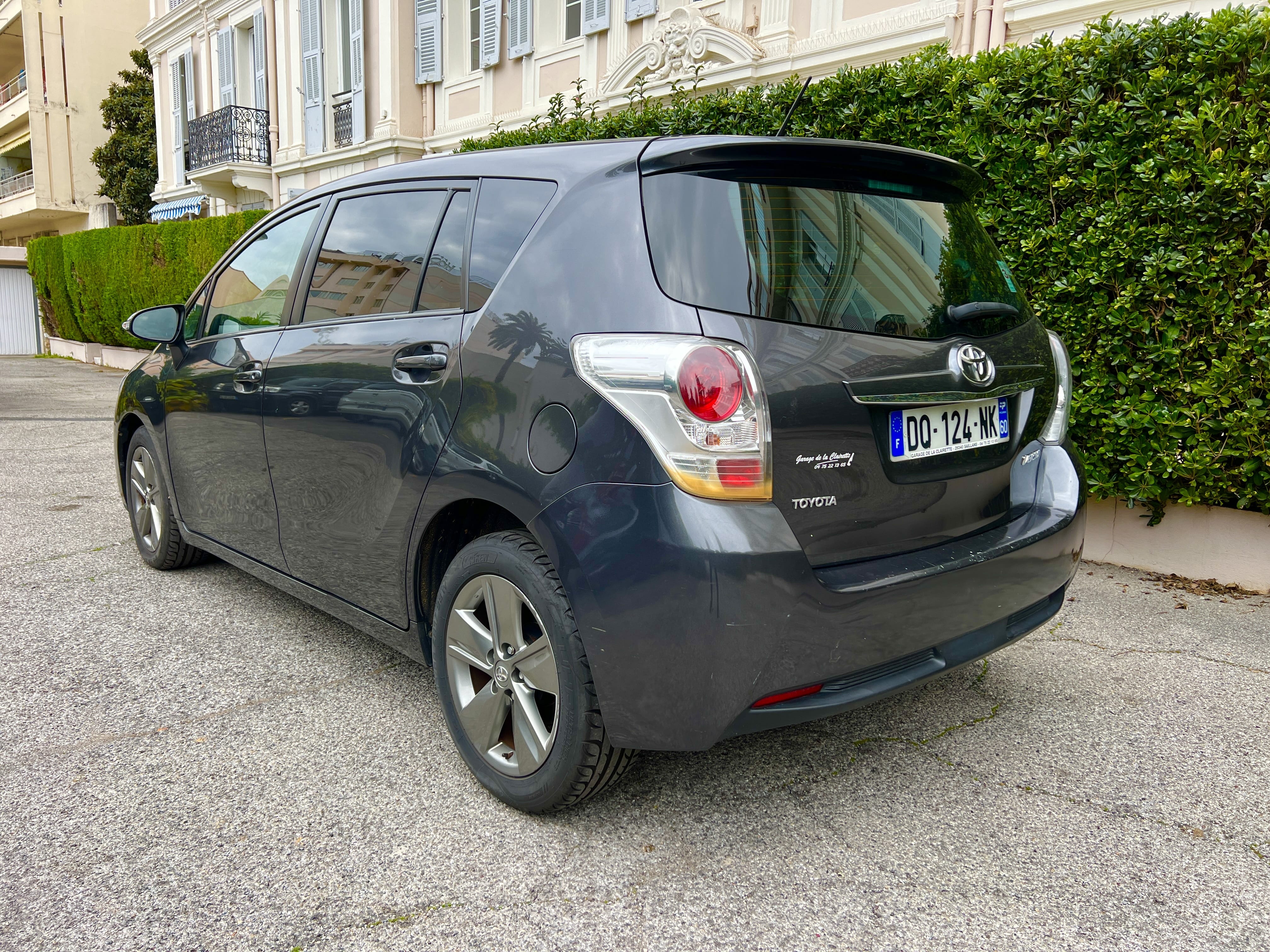 Toyota Verso 1.6 SKYBLUE avec GPS