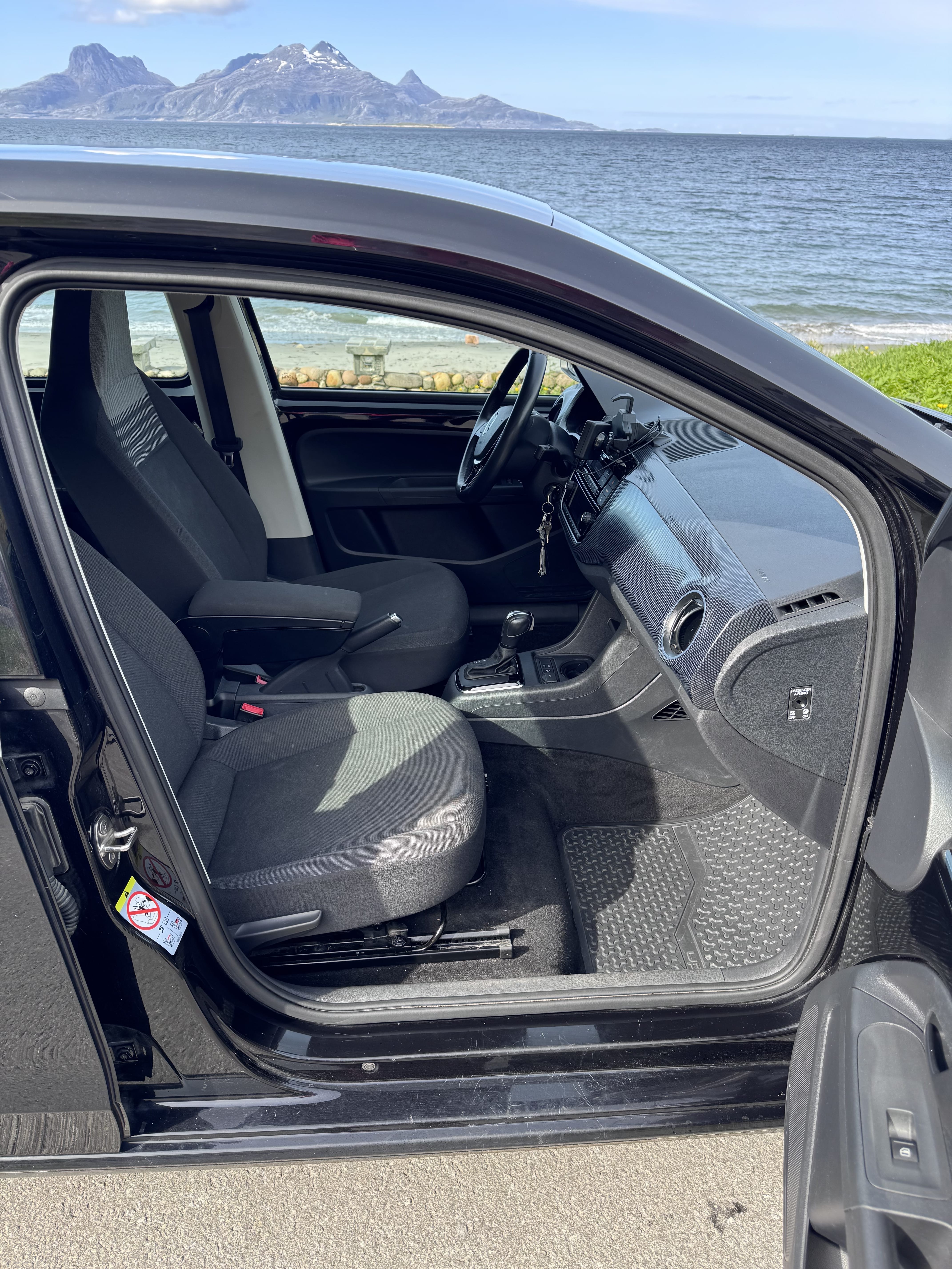 Volkswagen e-Up ! Electric Long Range (~250km summer)