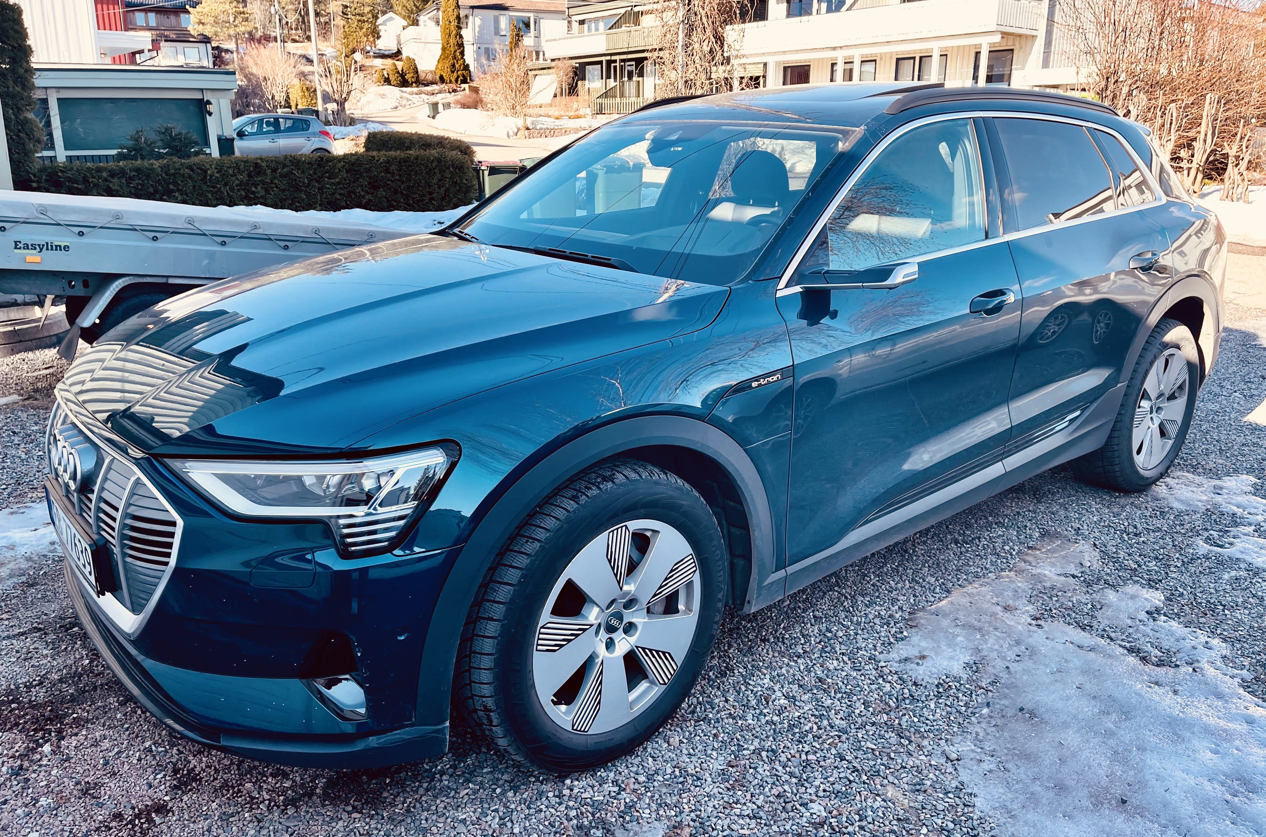 Audi e-tron 55 - quattro 4x4 og luftfjæring, 2020, Elektrisk, automatisk