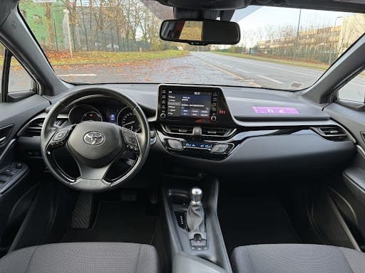 Toyota C-HR Hybrid avec Entrée audio / iPod