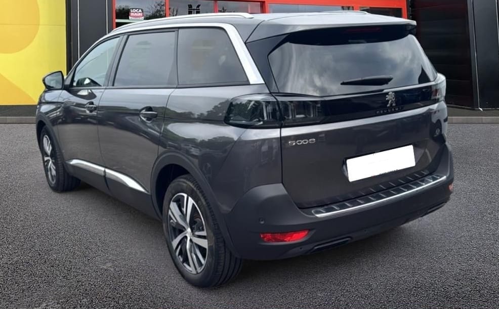 Peugeot 5008 hybride 136 cv 7 places + coffre de toit avec Régulateur de vitesse